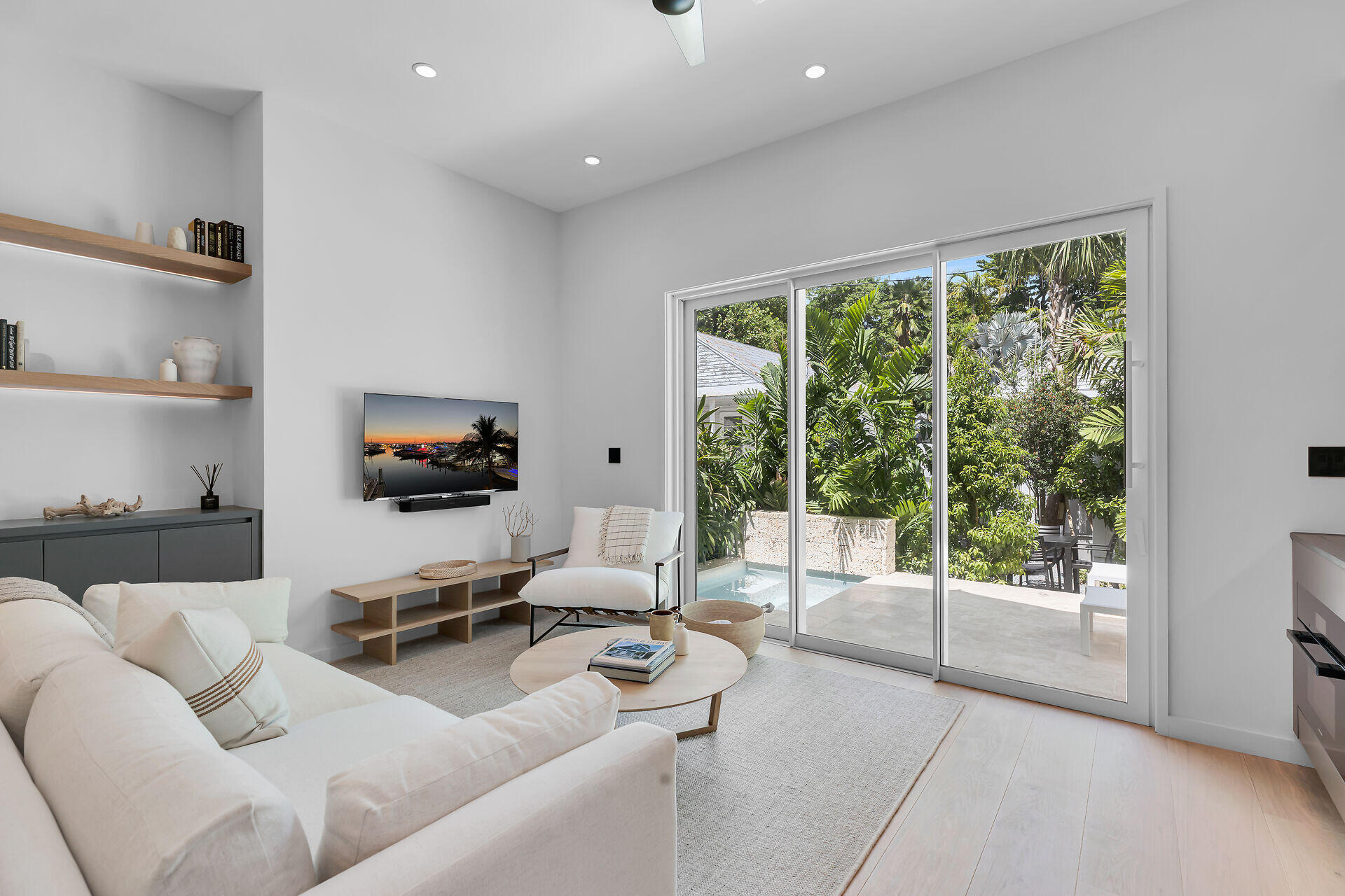 317 Whitehead Street