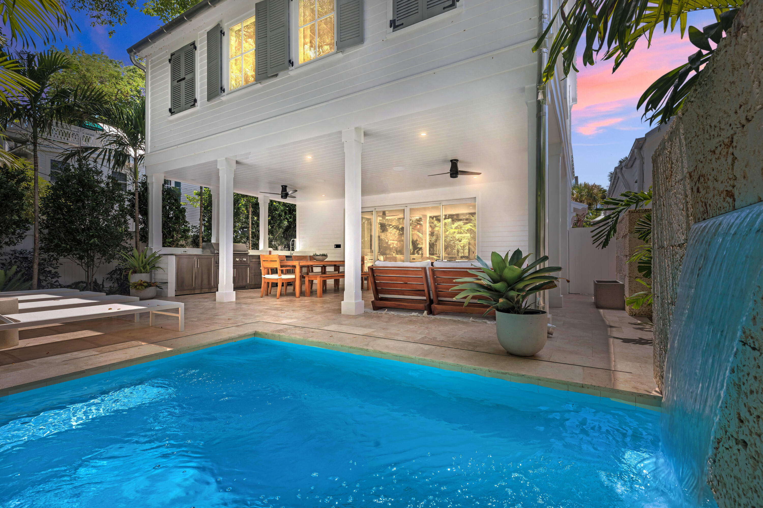 317 Whitehead Street