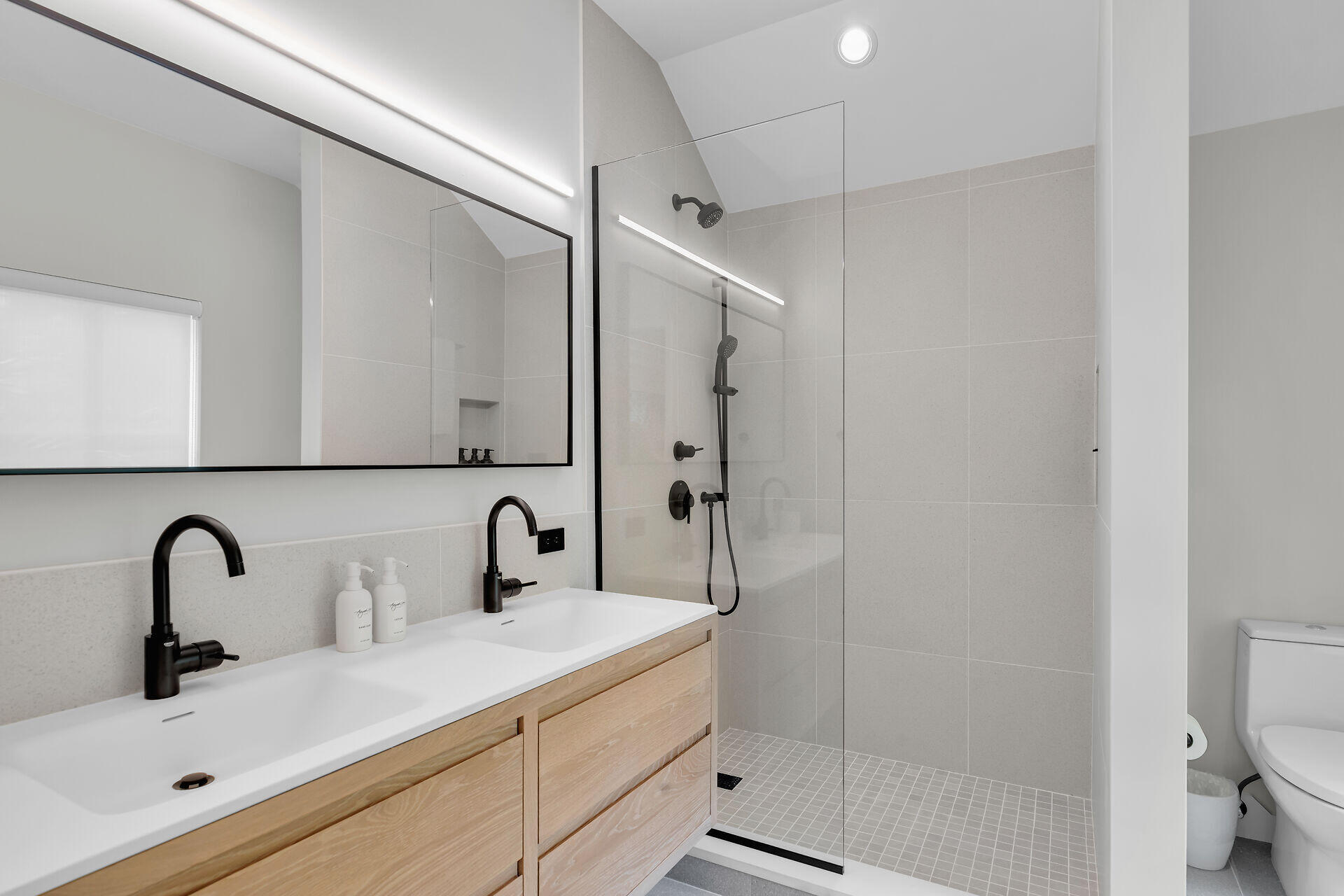 317 Whitehead Street