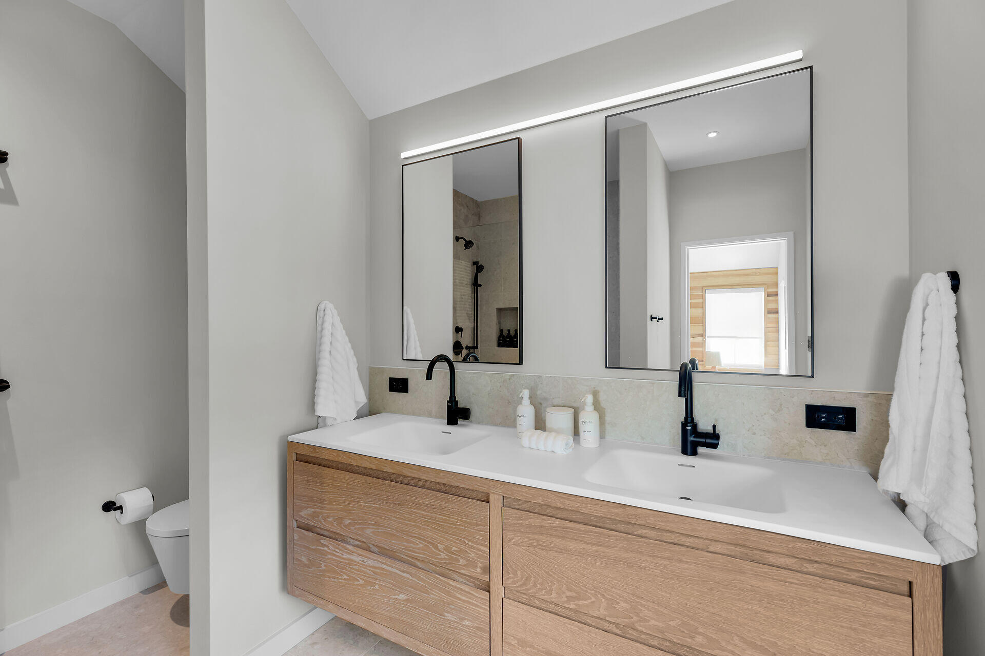 317 Whitehead Street