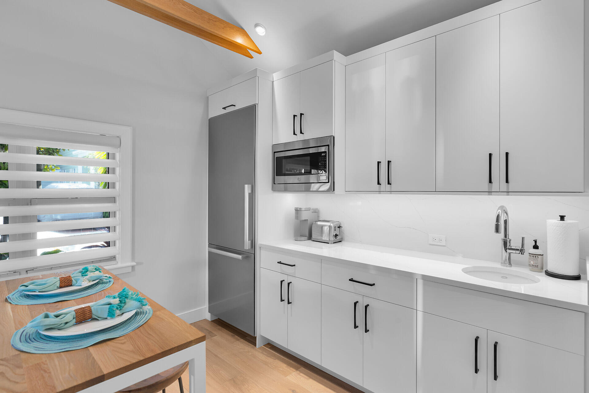411 Louisa Street