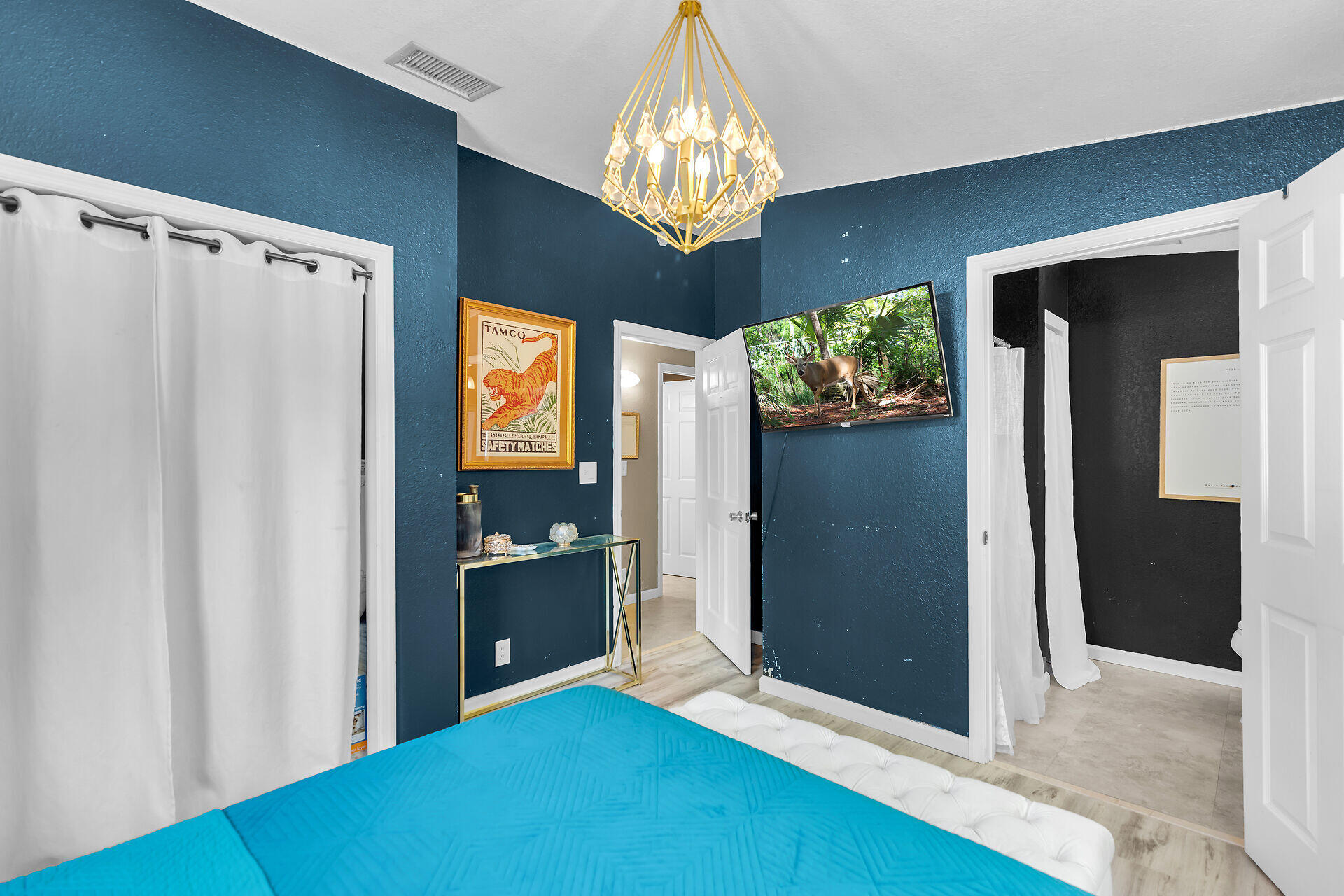 117 W Sandy Circle
