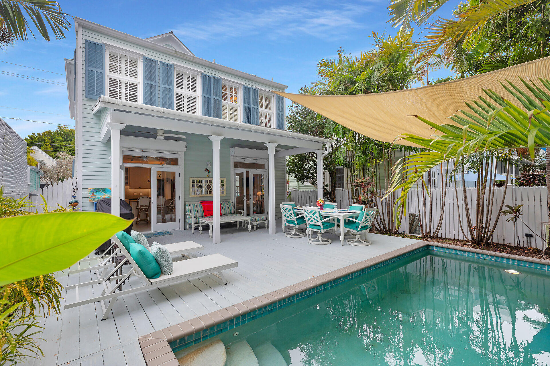 1309 Petronia Street