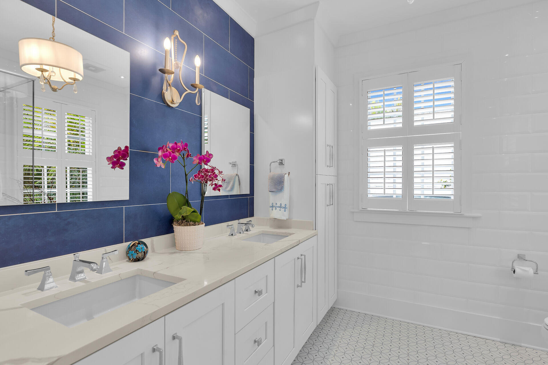 1309 Petronia Street