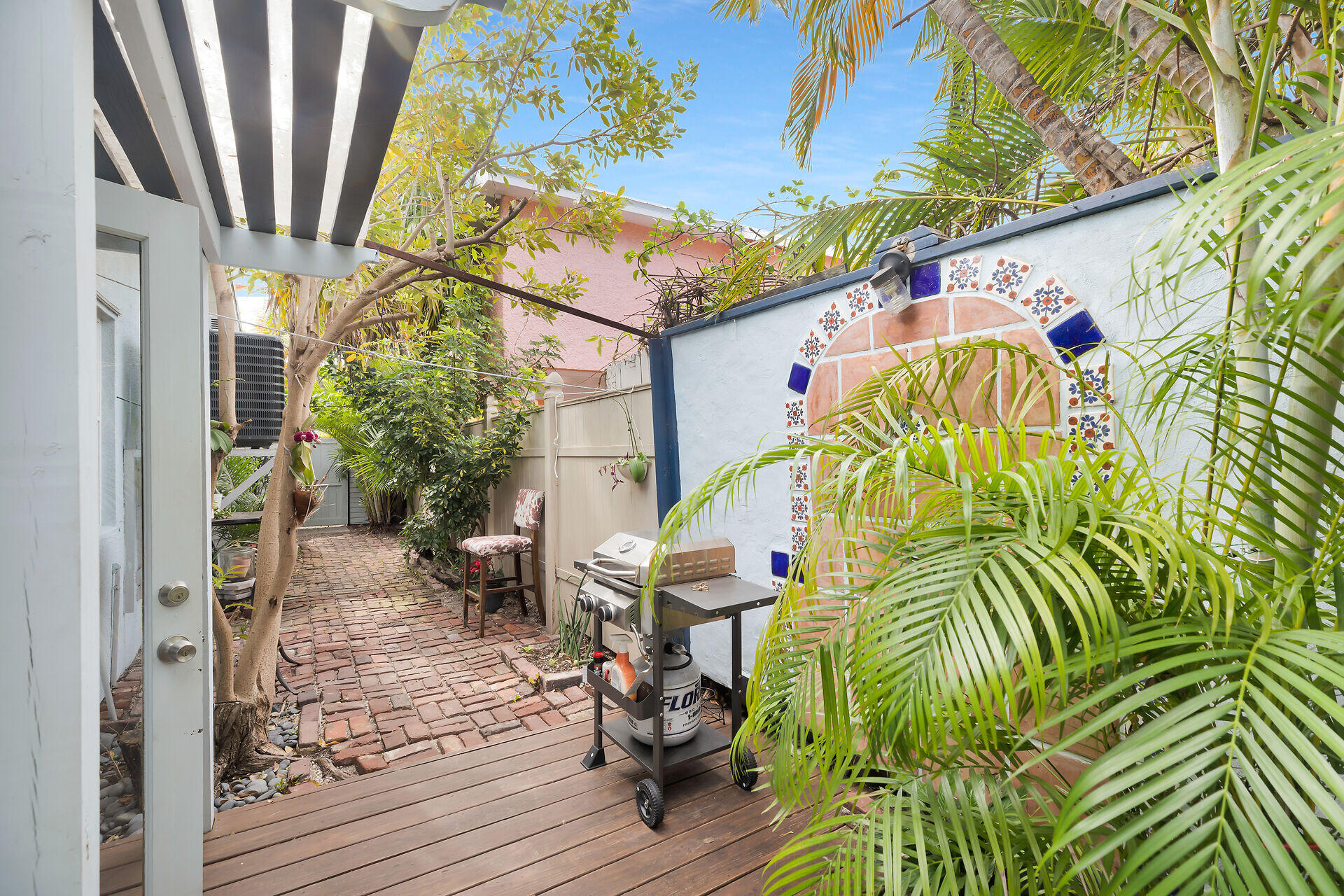 1505 Rose Street