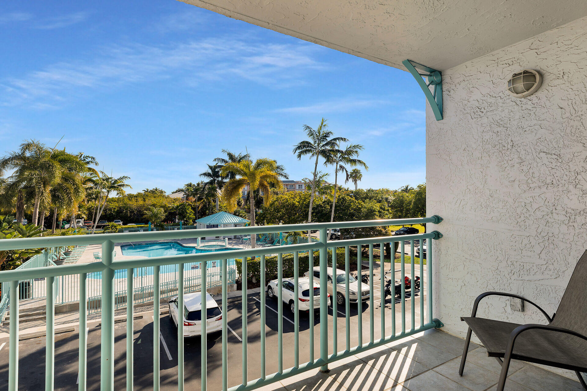 3635 Seaside Drive Unit: APT 213