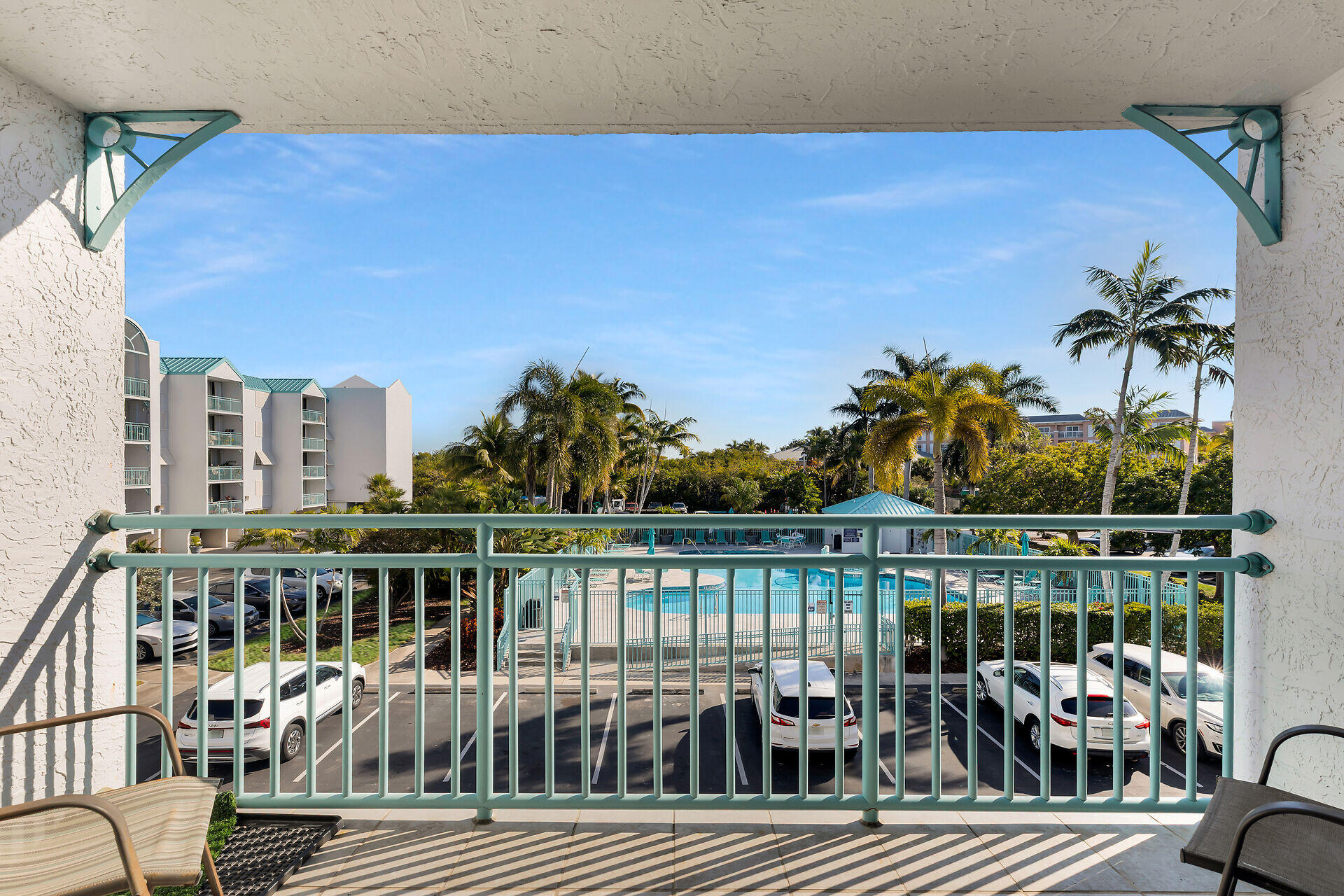 3635 Seaside Drive Unit: APT 213