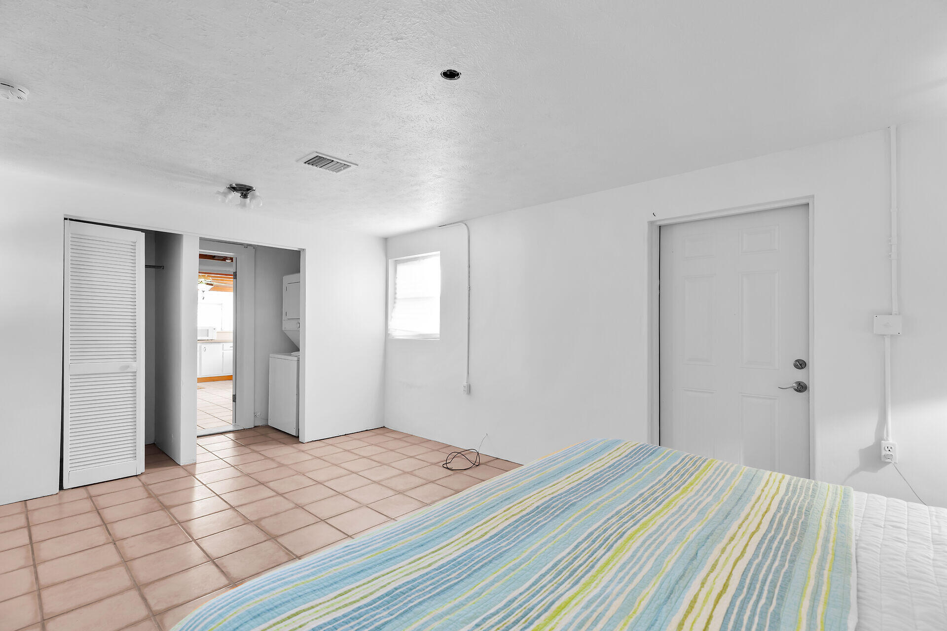 27001 Overseas Highway