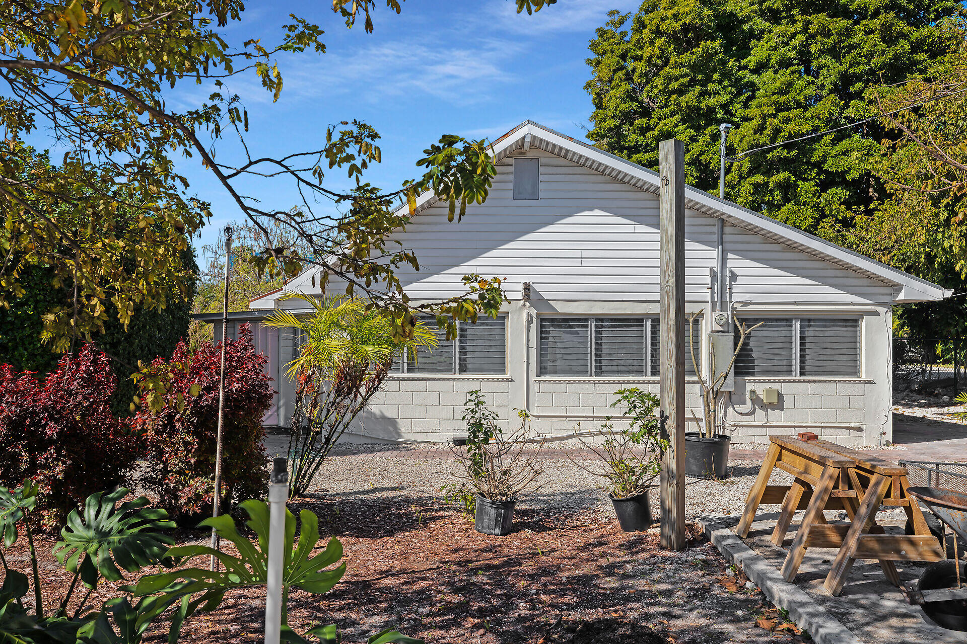 27001 Overseas Highway