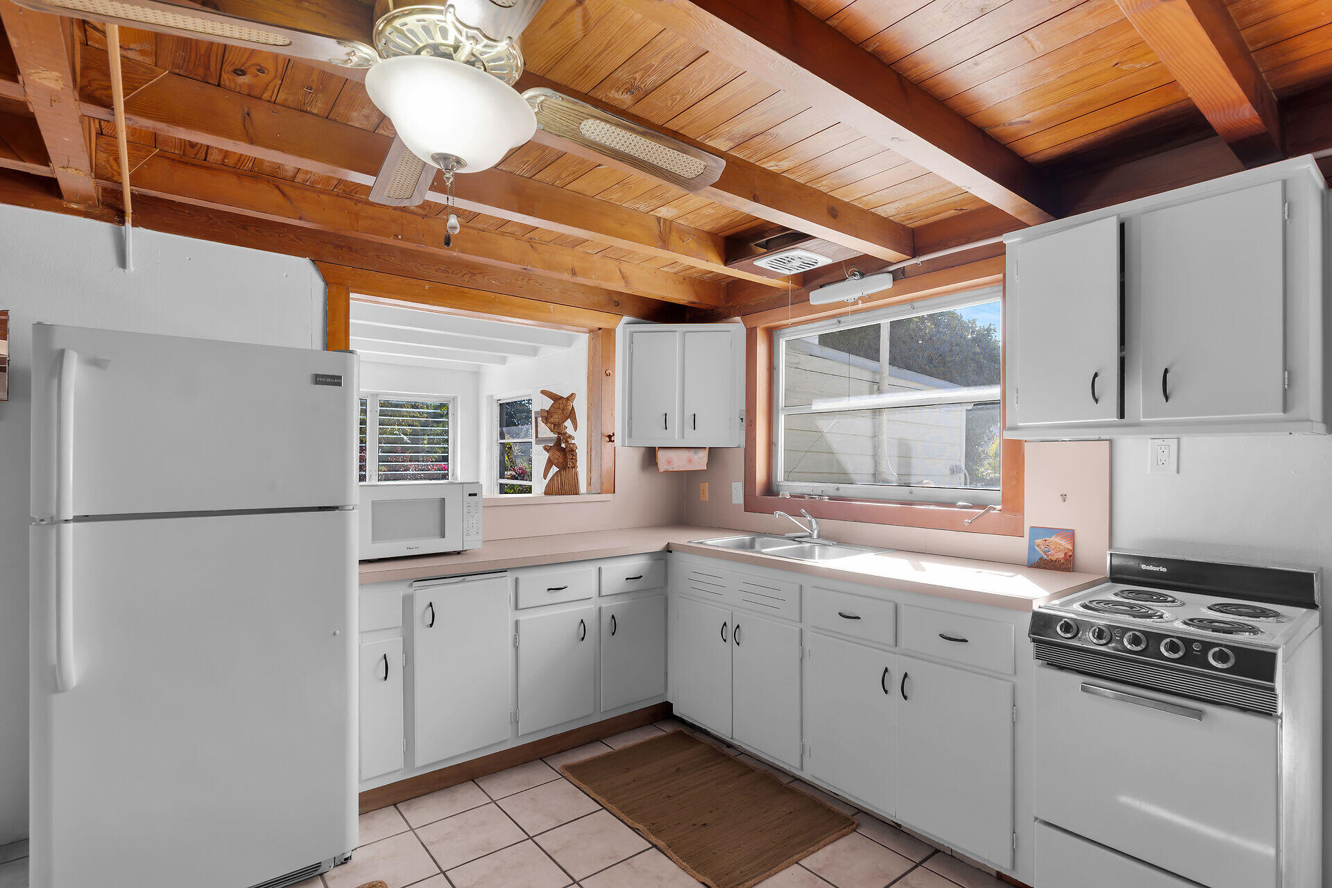 27001 Overseas Highway