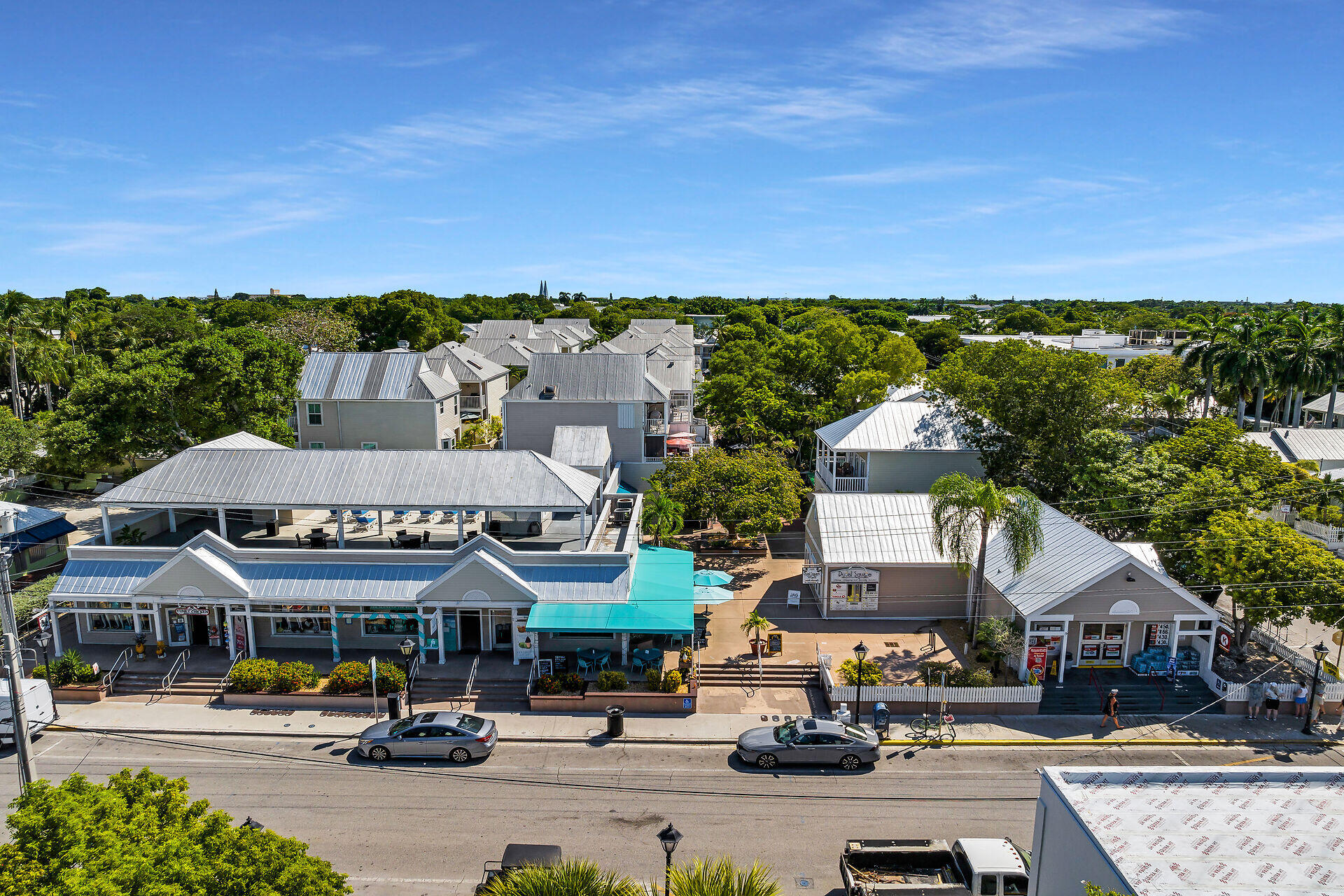 1075 Duval Street Unit: APT R10