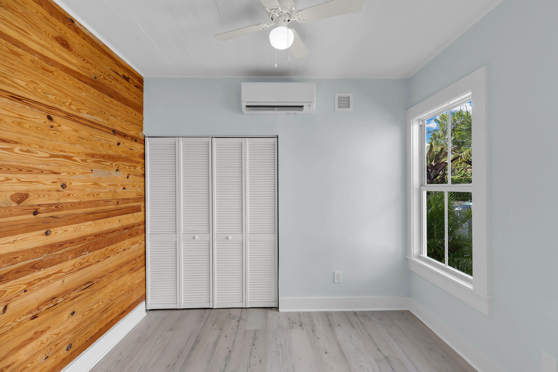 1420 Petronia Street Unit: 1