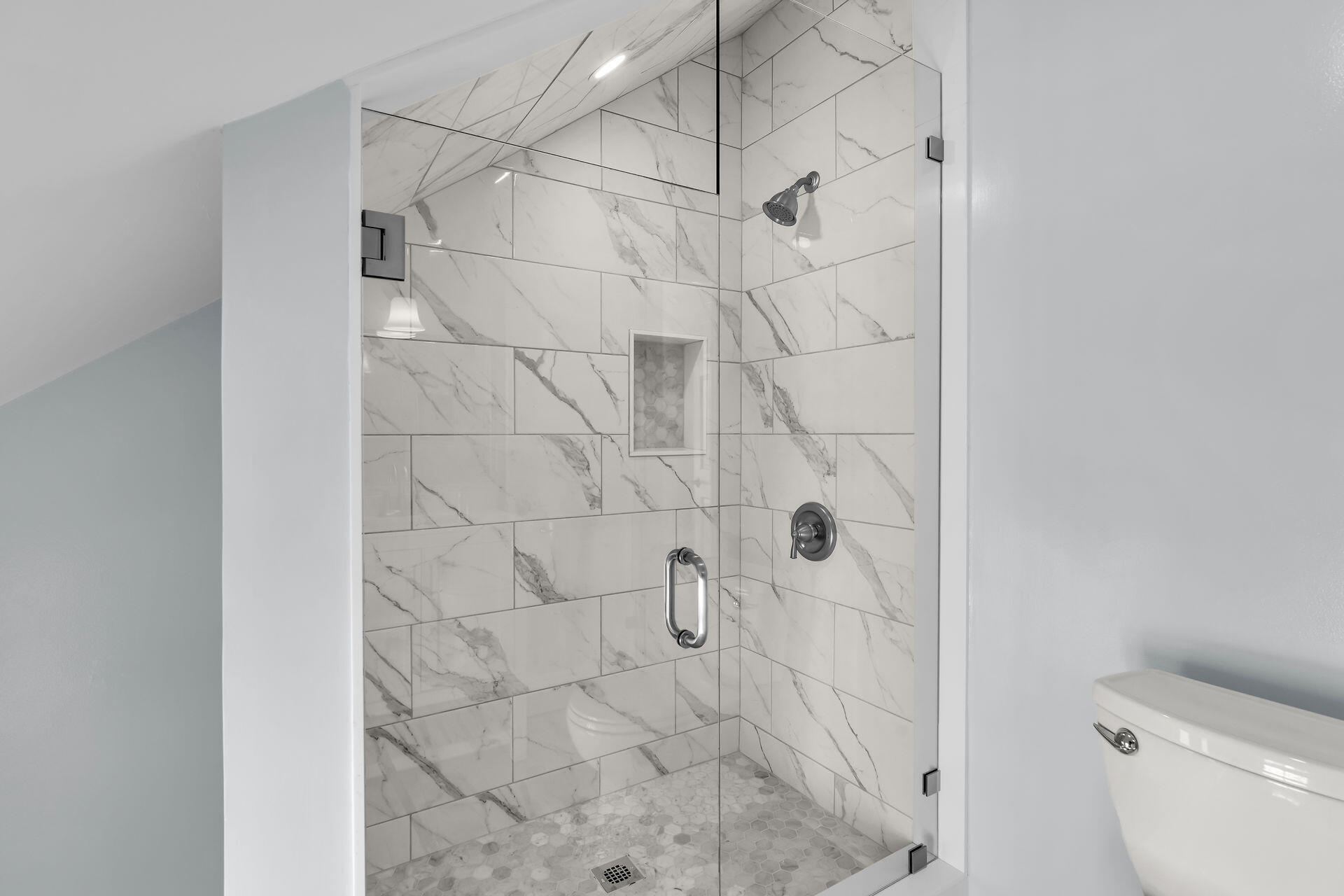 1420 Petronia Street Unit: 2
