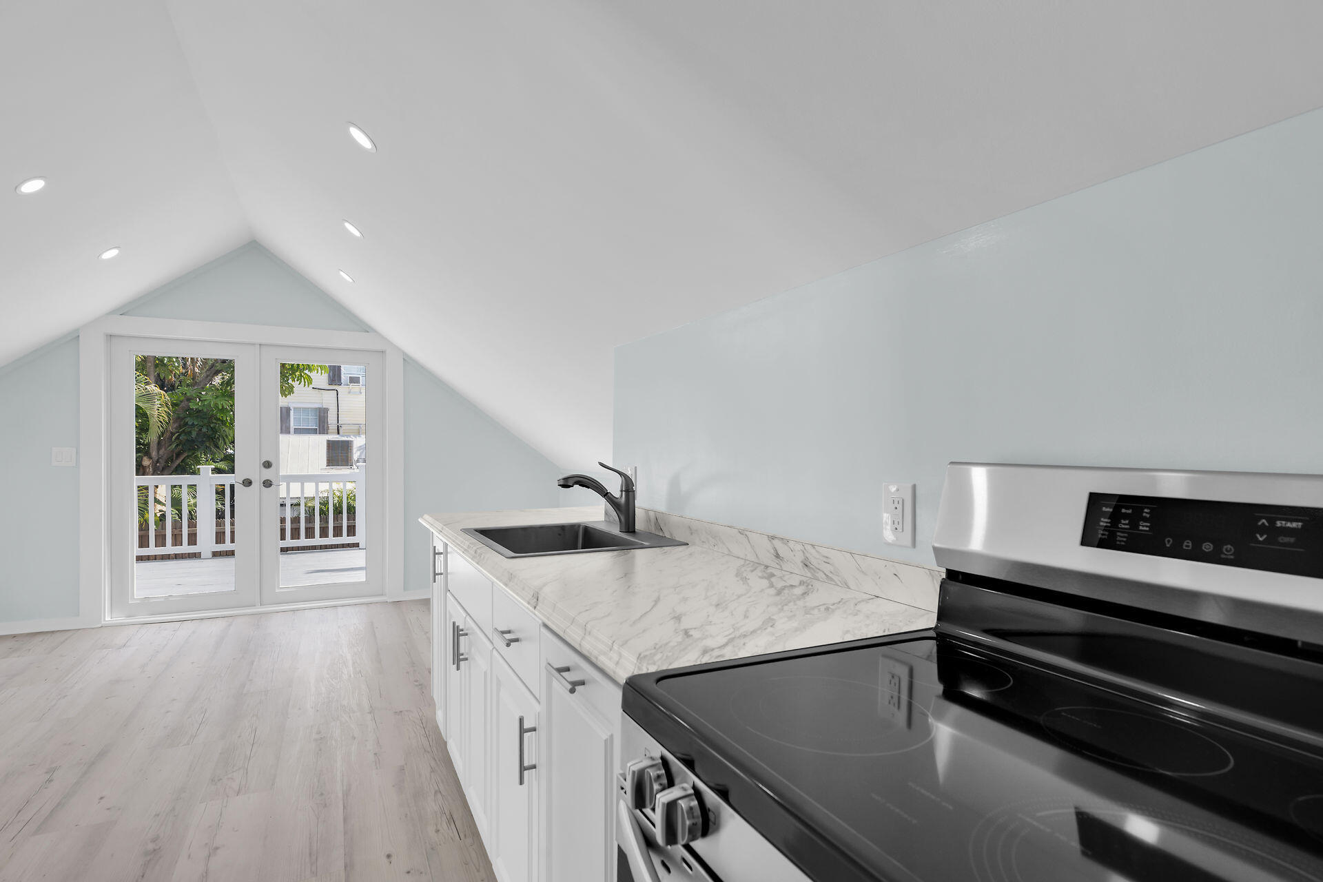 1420 Petronia Street Unit: 1 & 2