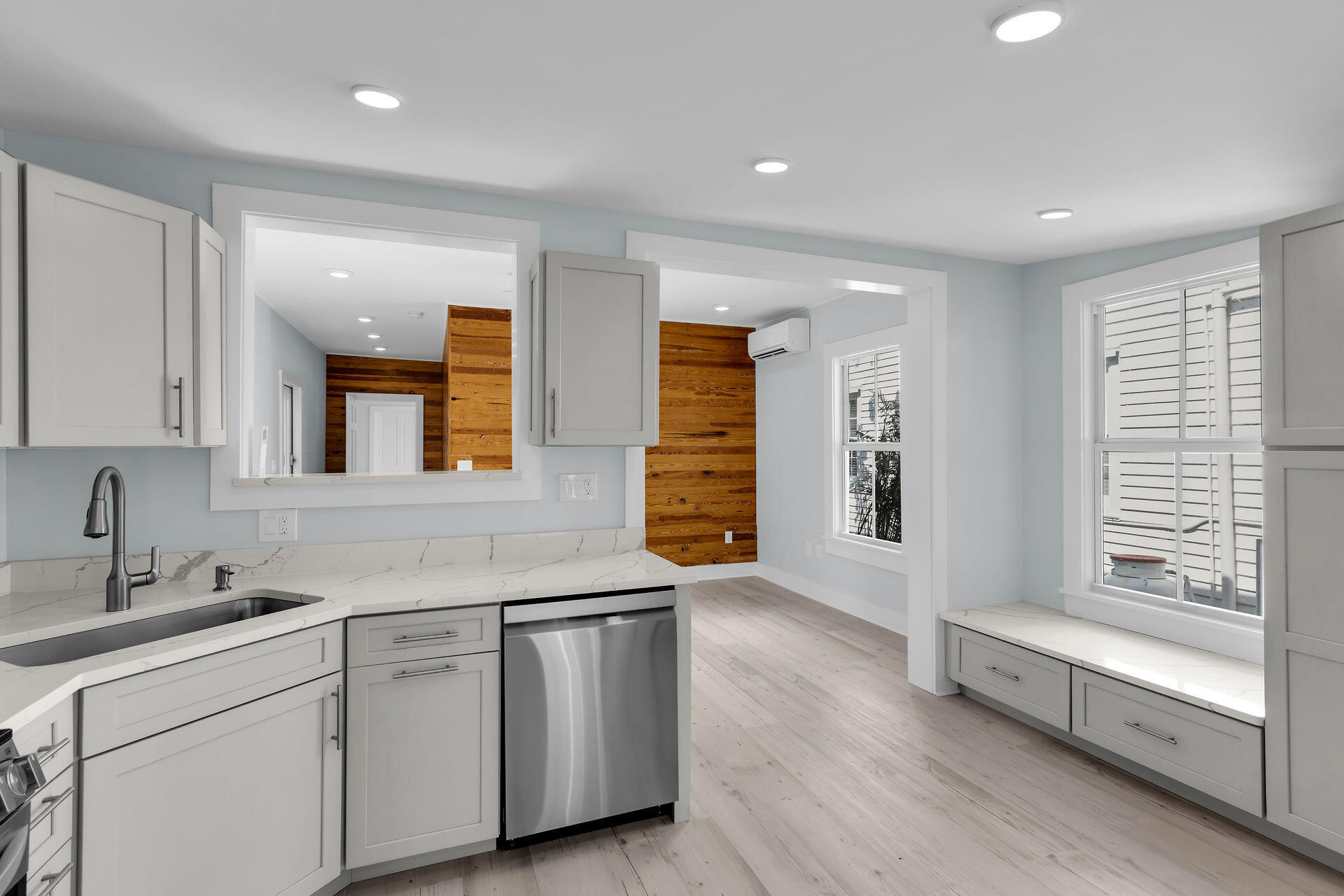 1420 Petronia Street Unit: 1 & 2