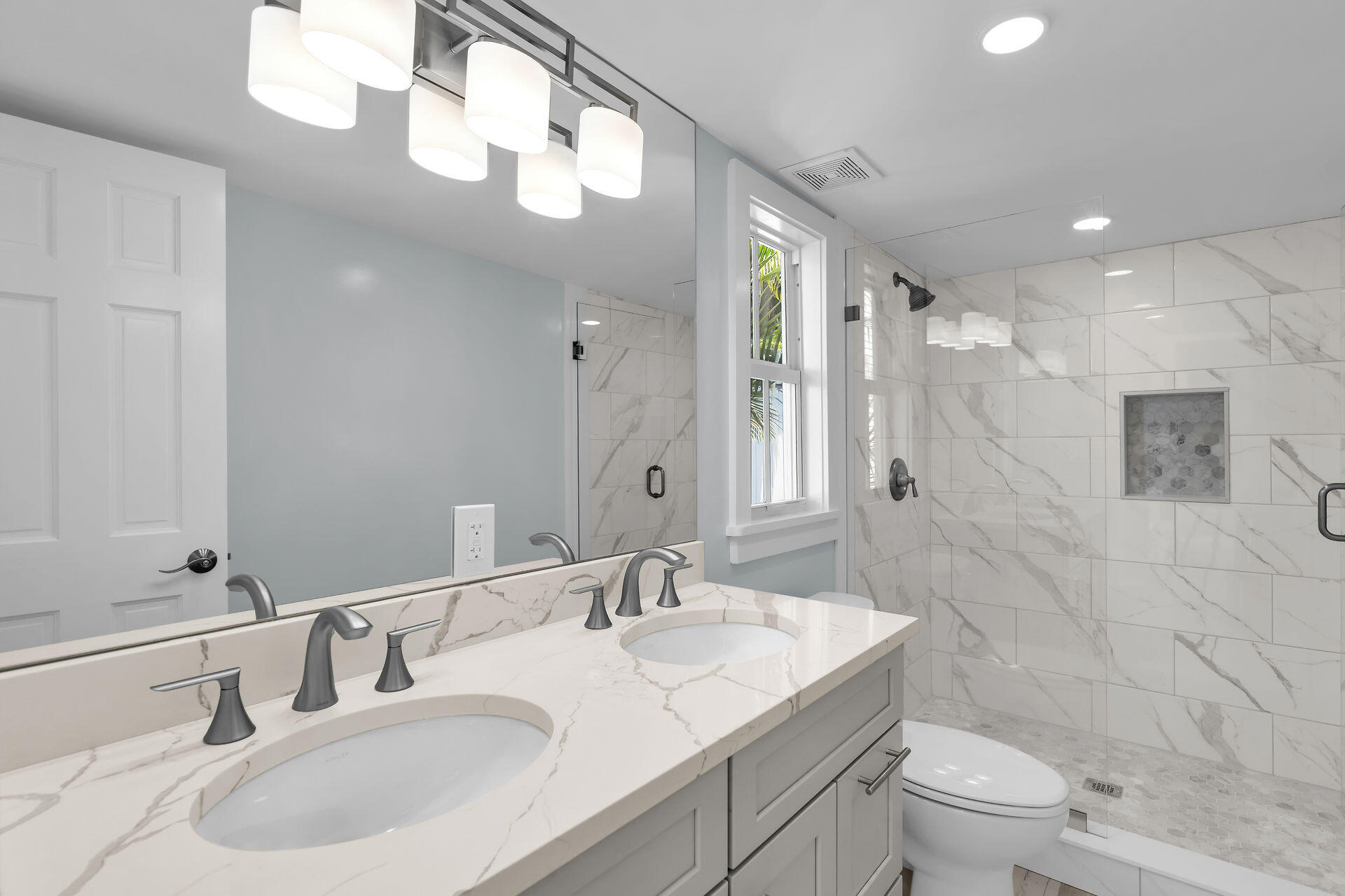 1420 Petronia Street Unit: 1 & 2