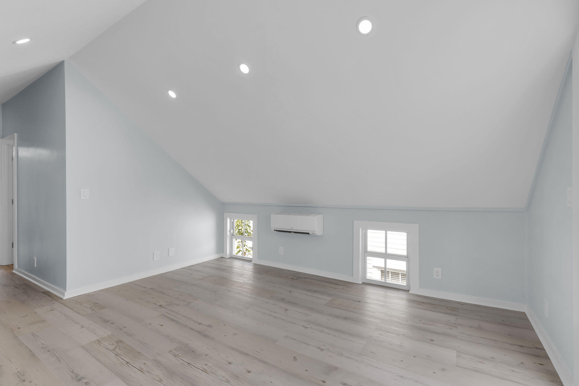 1420 Petronia Street Unit: 1 & 2