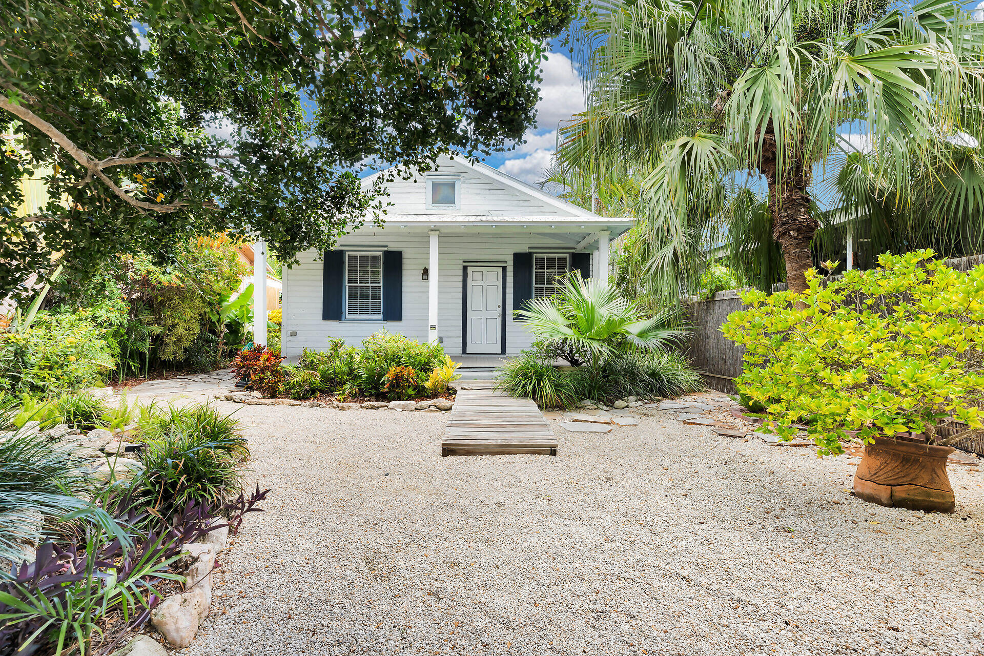 312 Catherine Street