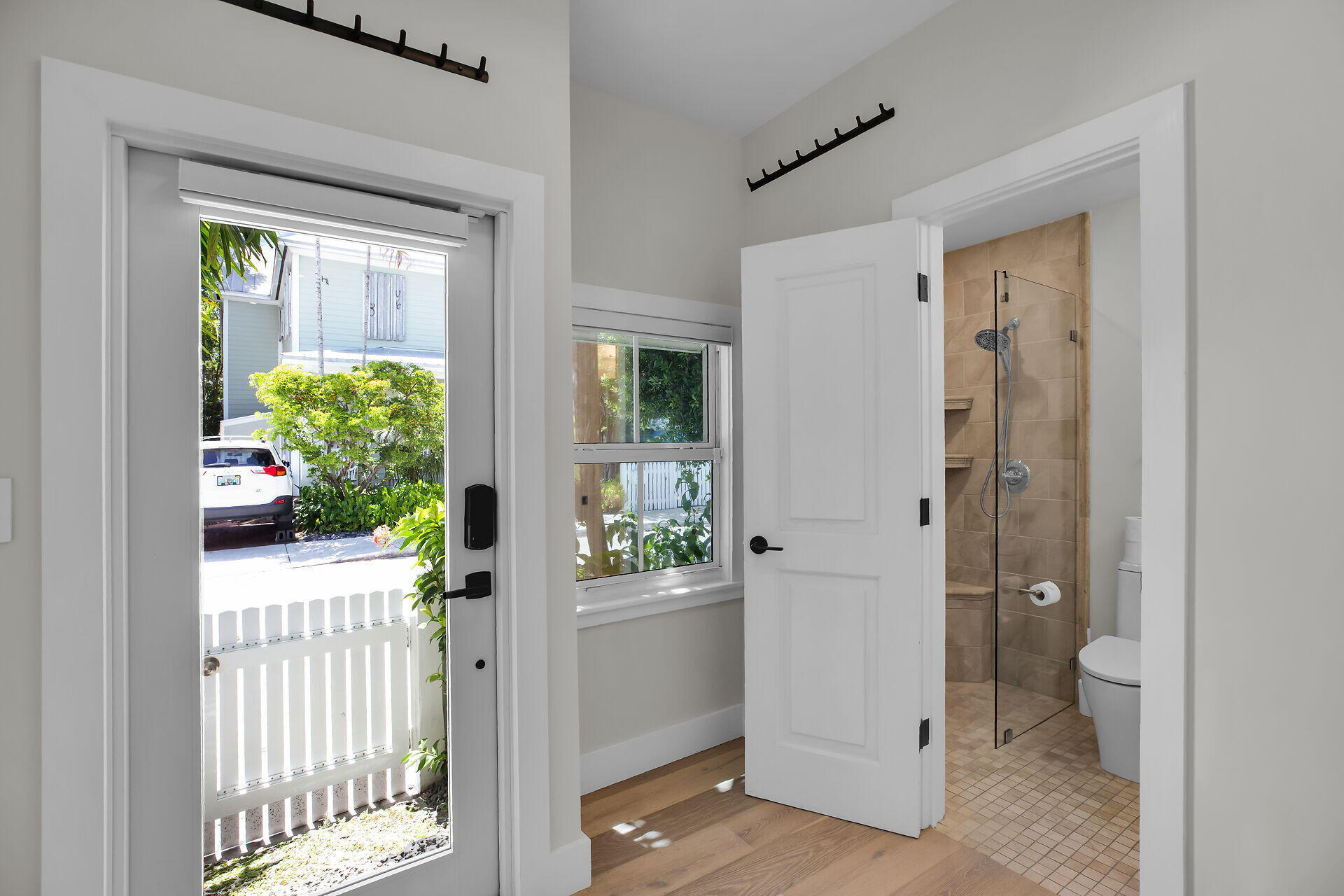 411 Louisa Street