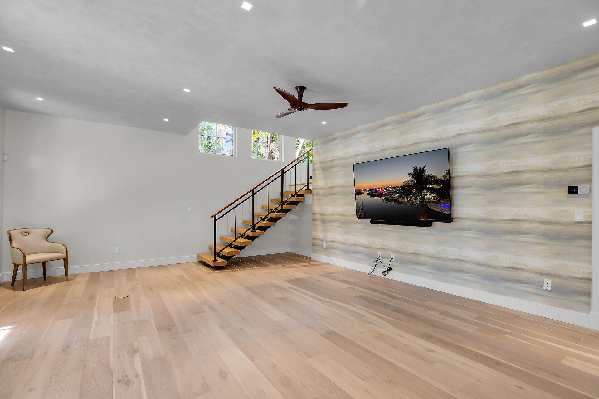 411 Louisa Street