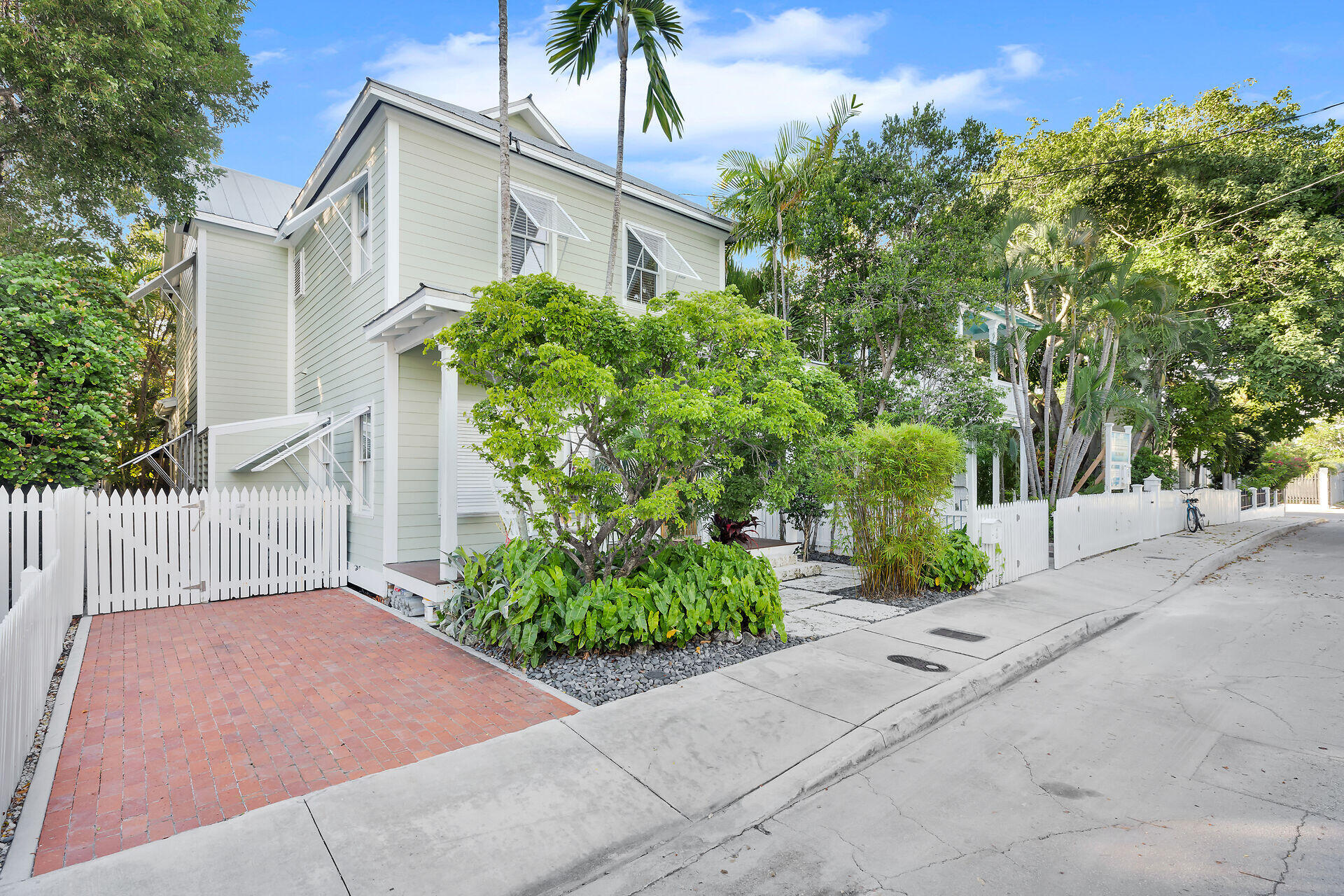 410 Louisa Street