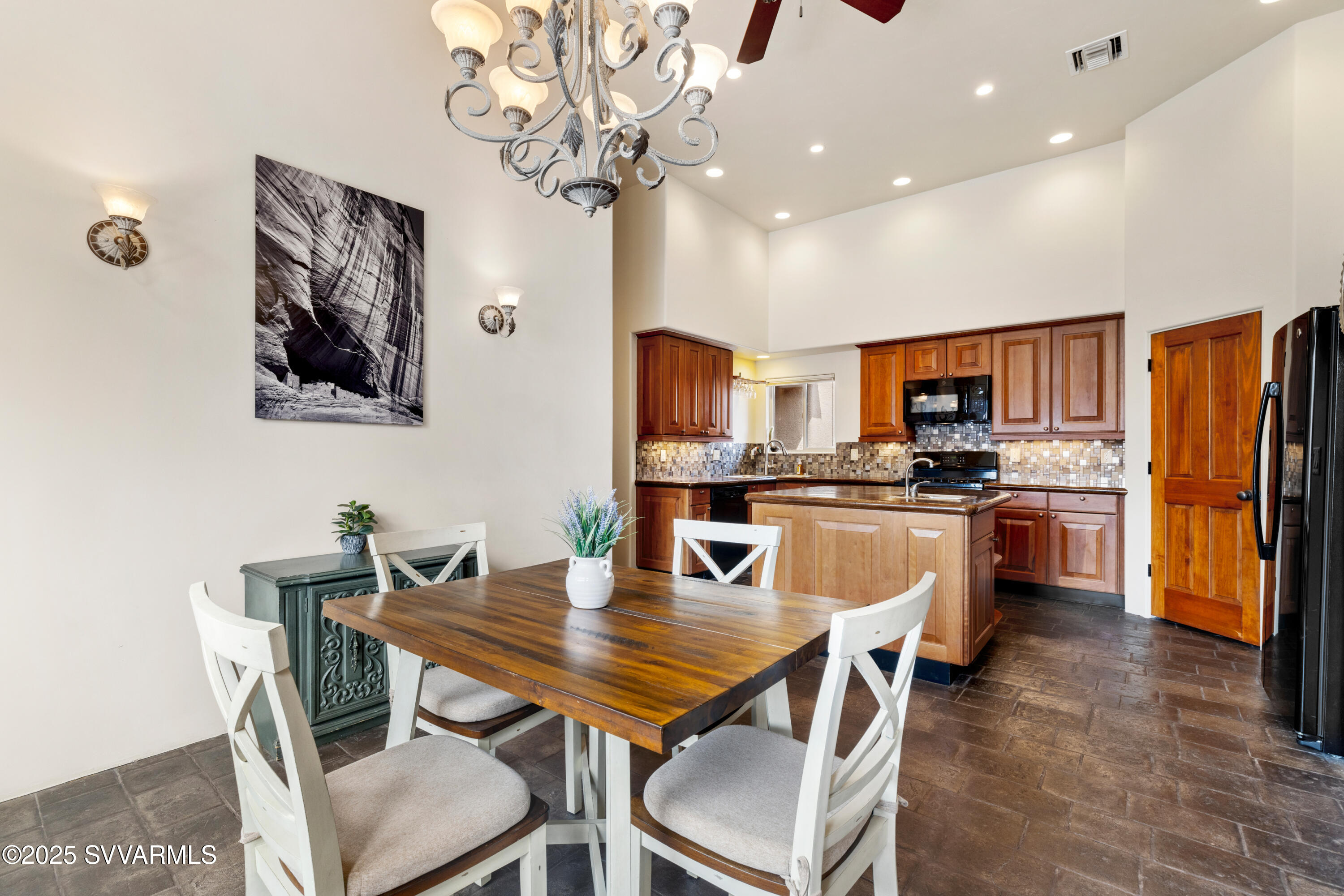 110 Cochise Drive