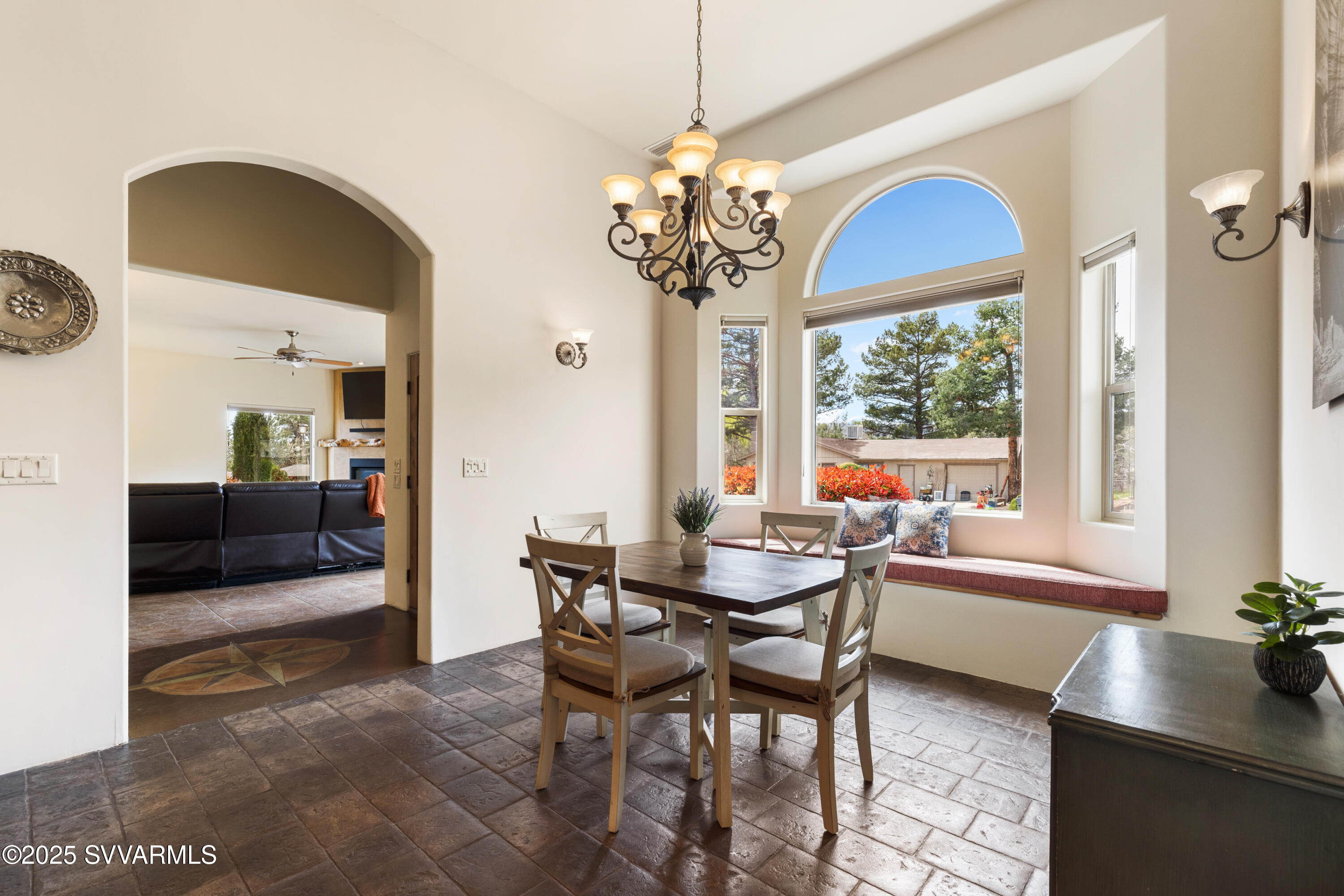 110 Cochise Drive