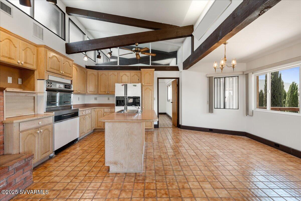 4347 Vista Drive