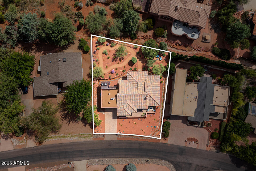 355 SADDLEROCK Circle