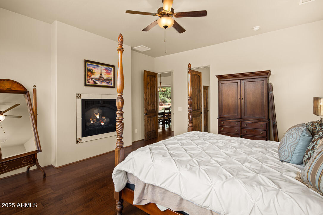 355 SADDLEROCK Circle