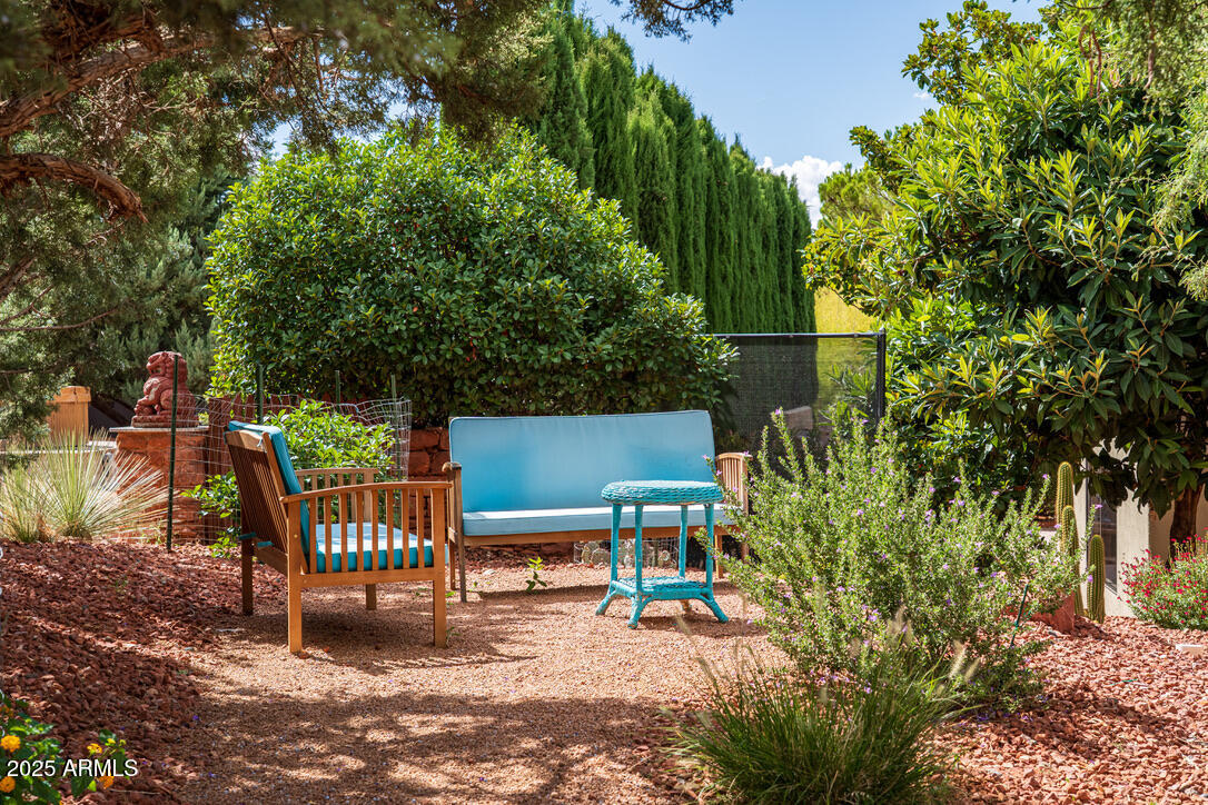 355 SADDLEROCK Circle