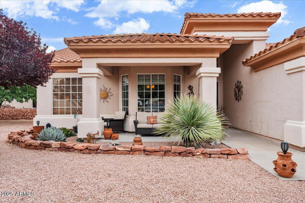 776 S Shooting Star Drive