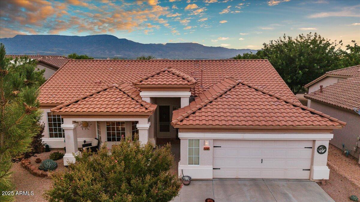 776 S Shooting Star Drive