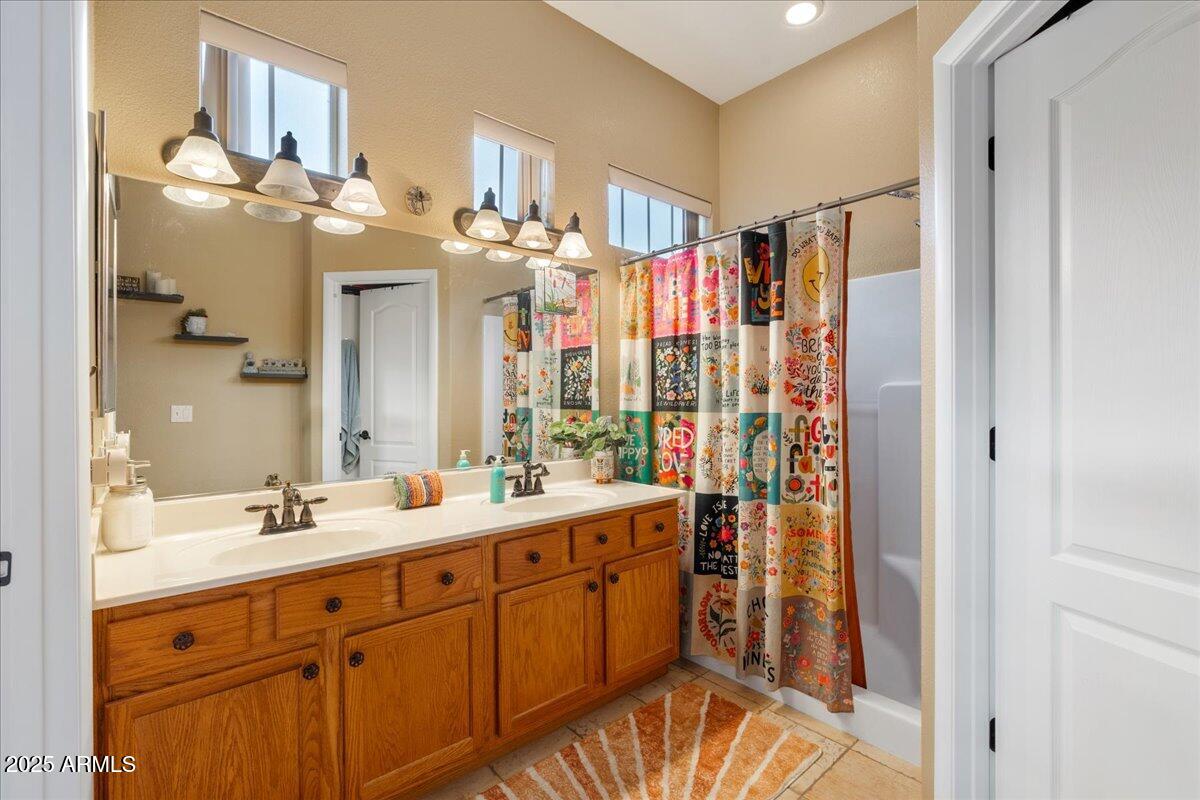 776 S Shooting Star Drive