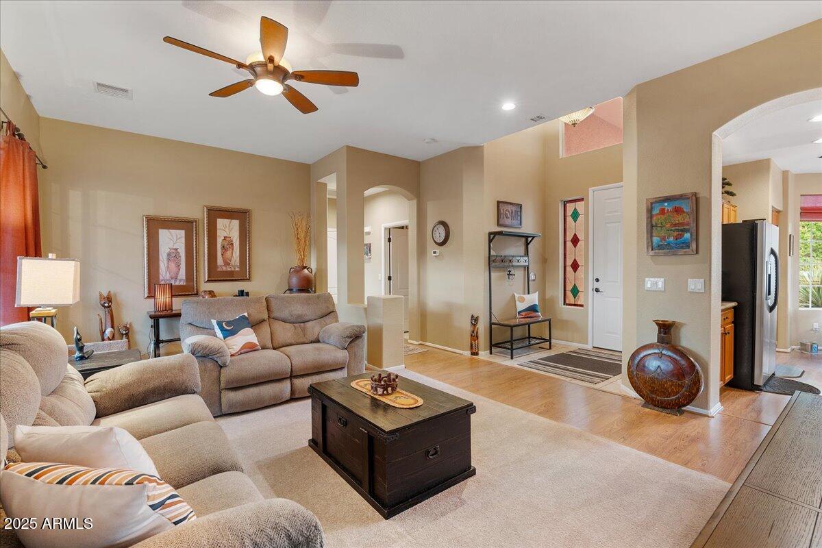 776 S Shooting Star Drive