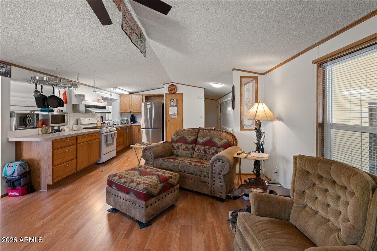 2050 W State Route 89A Highway 63