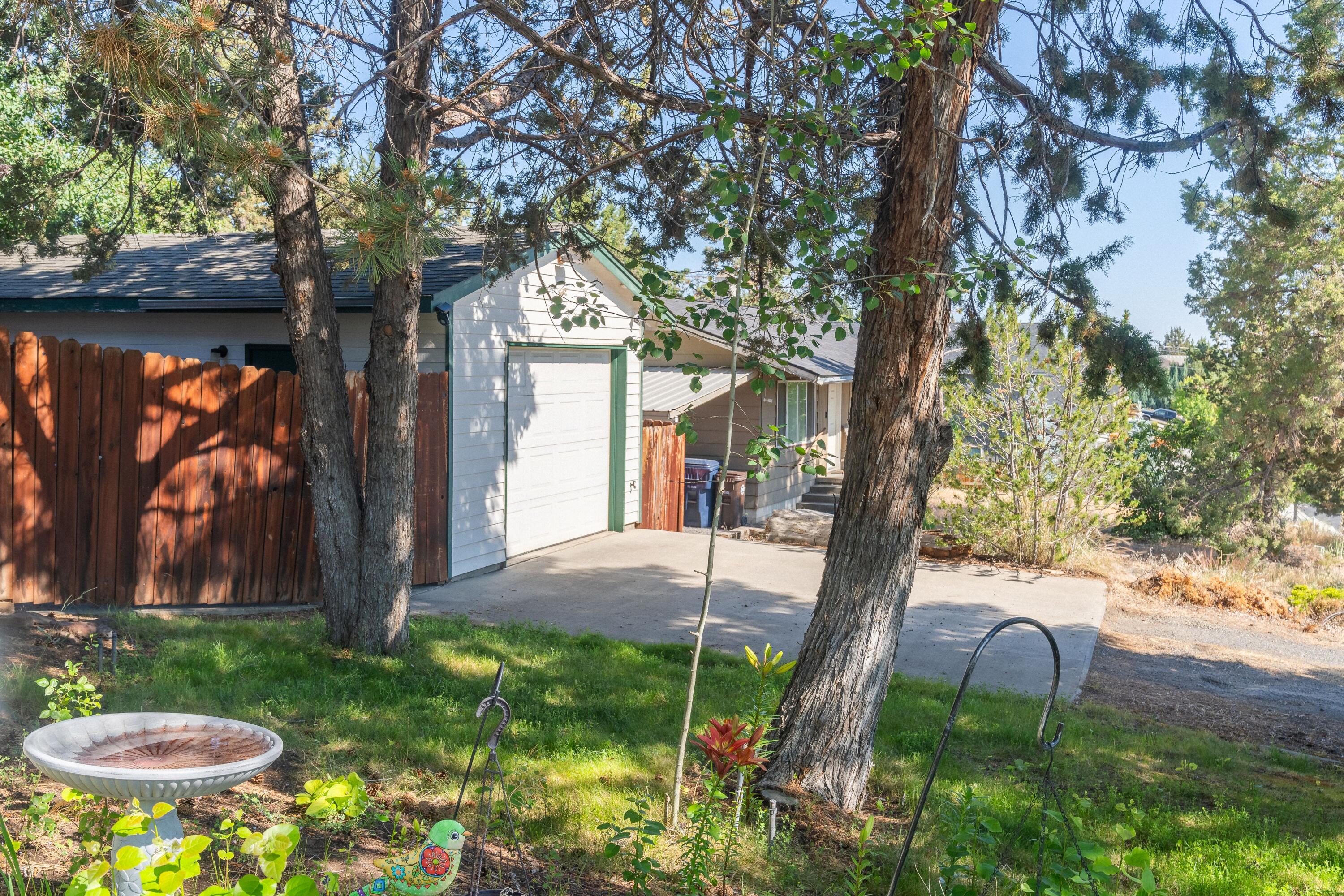 2895 SW 32nd Street