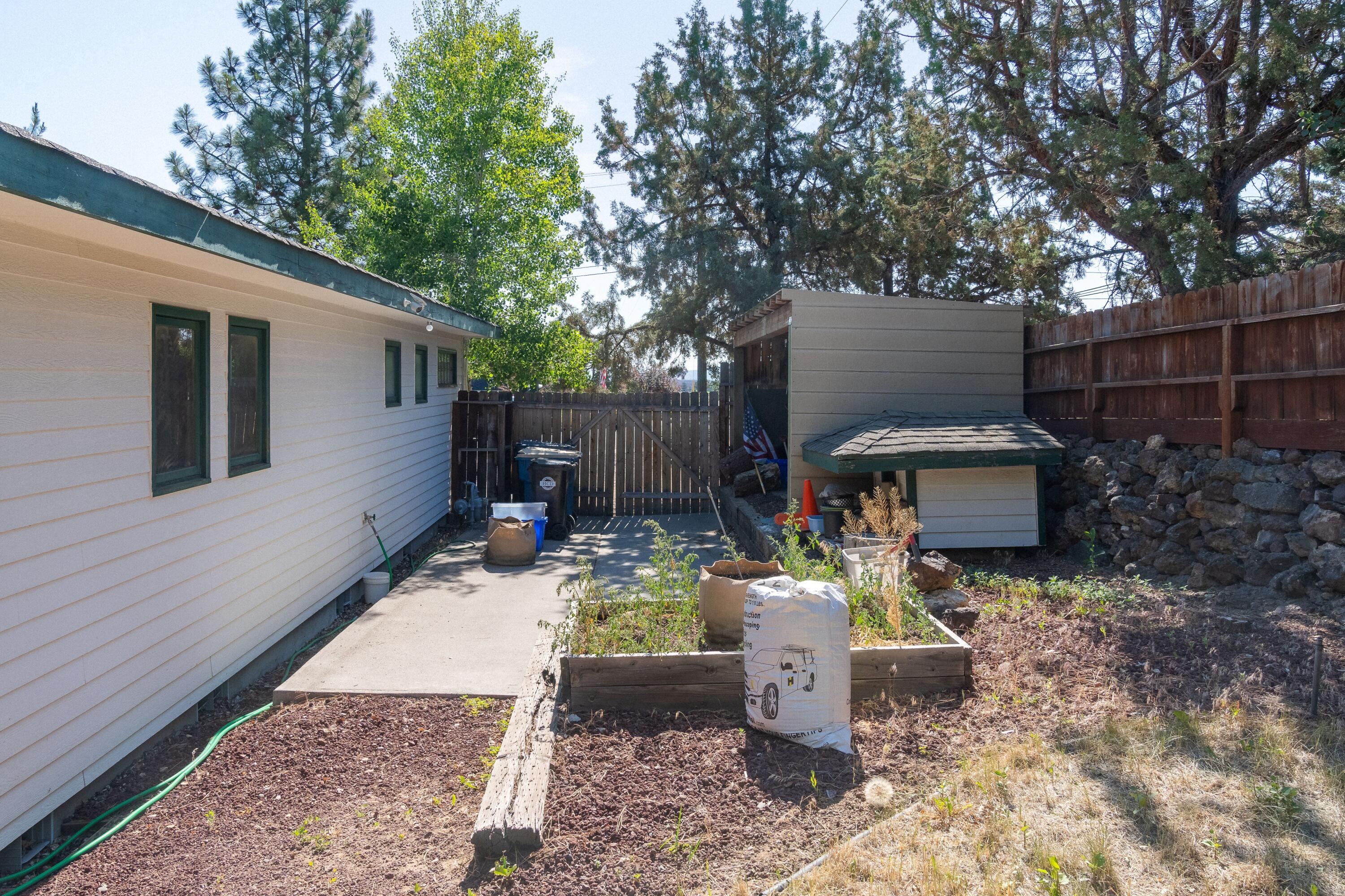 2895 SW 32nd Street