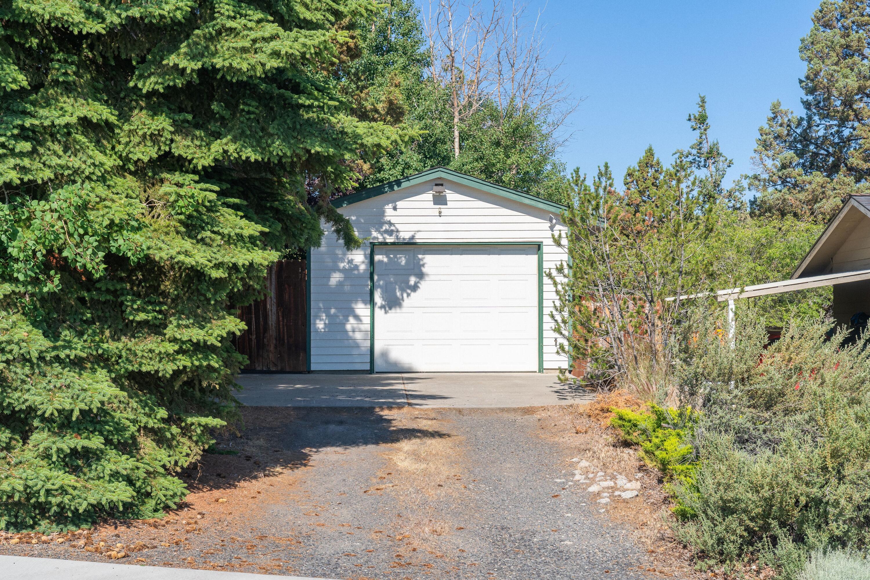2895 SW 32nd Street