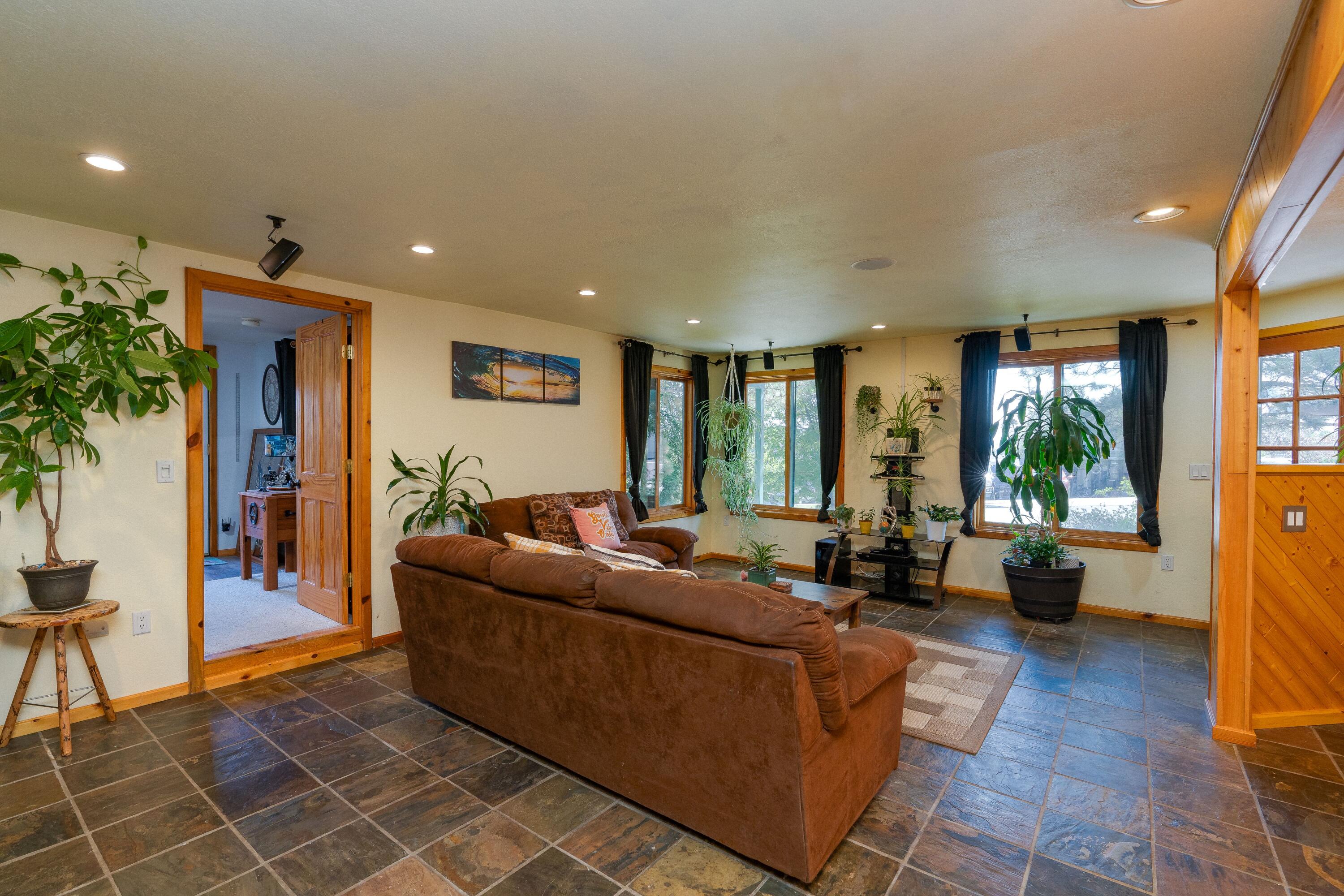 2895 SW 32nd Street
