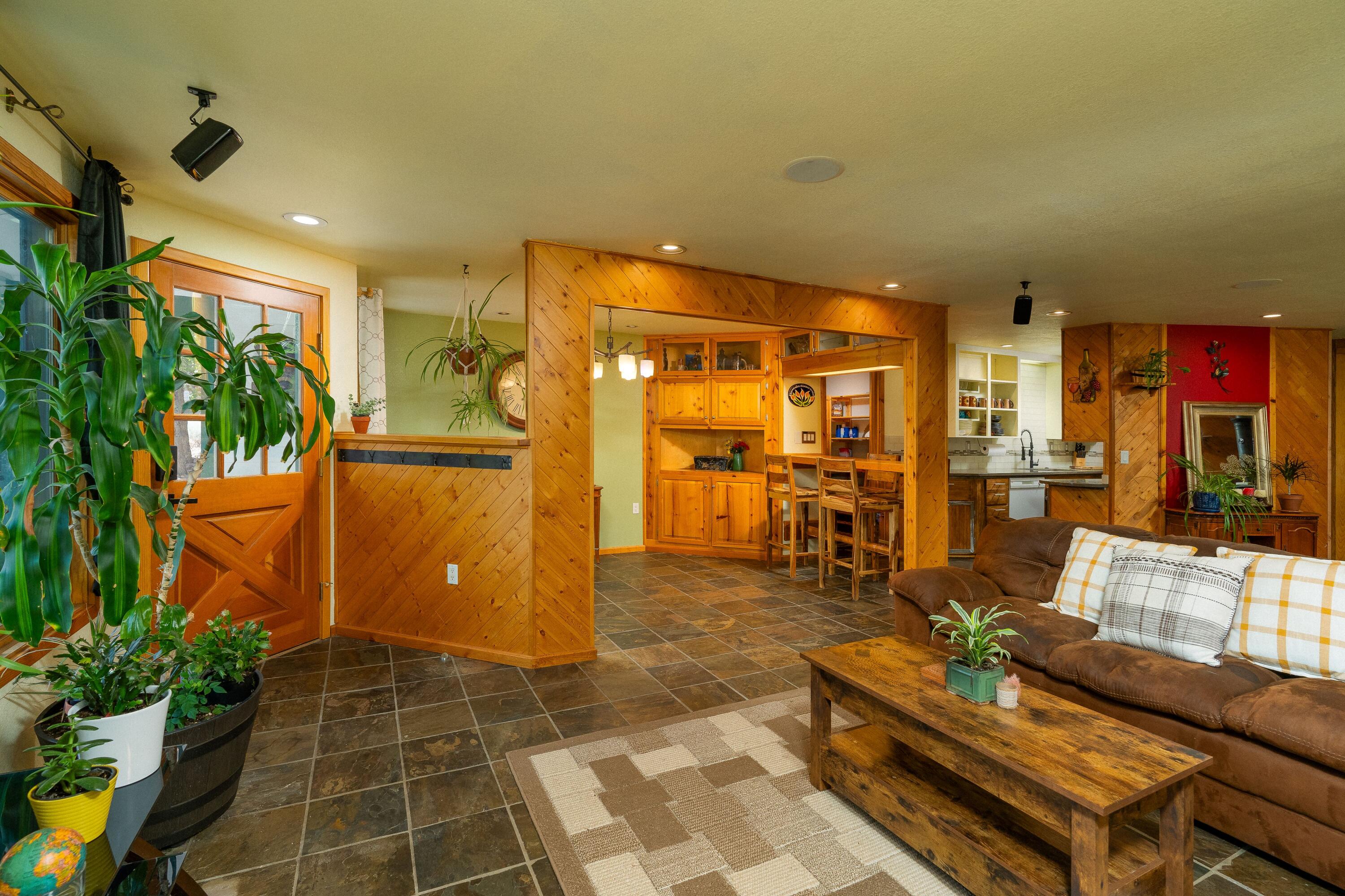 2895 SW 32nd Street