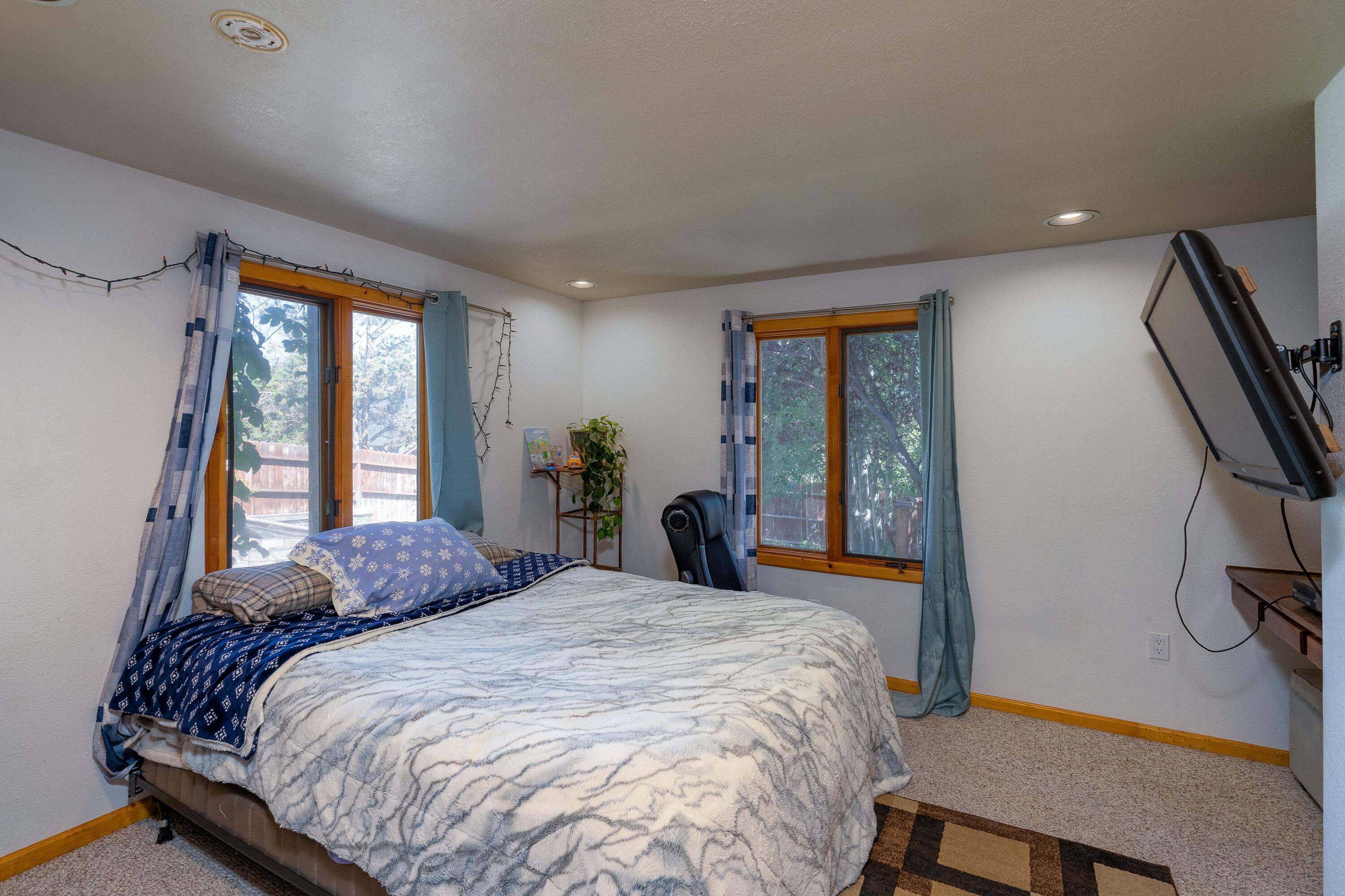 2895 SW 32nd Street