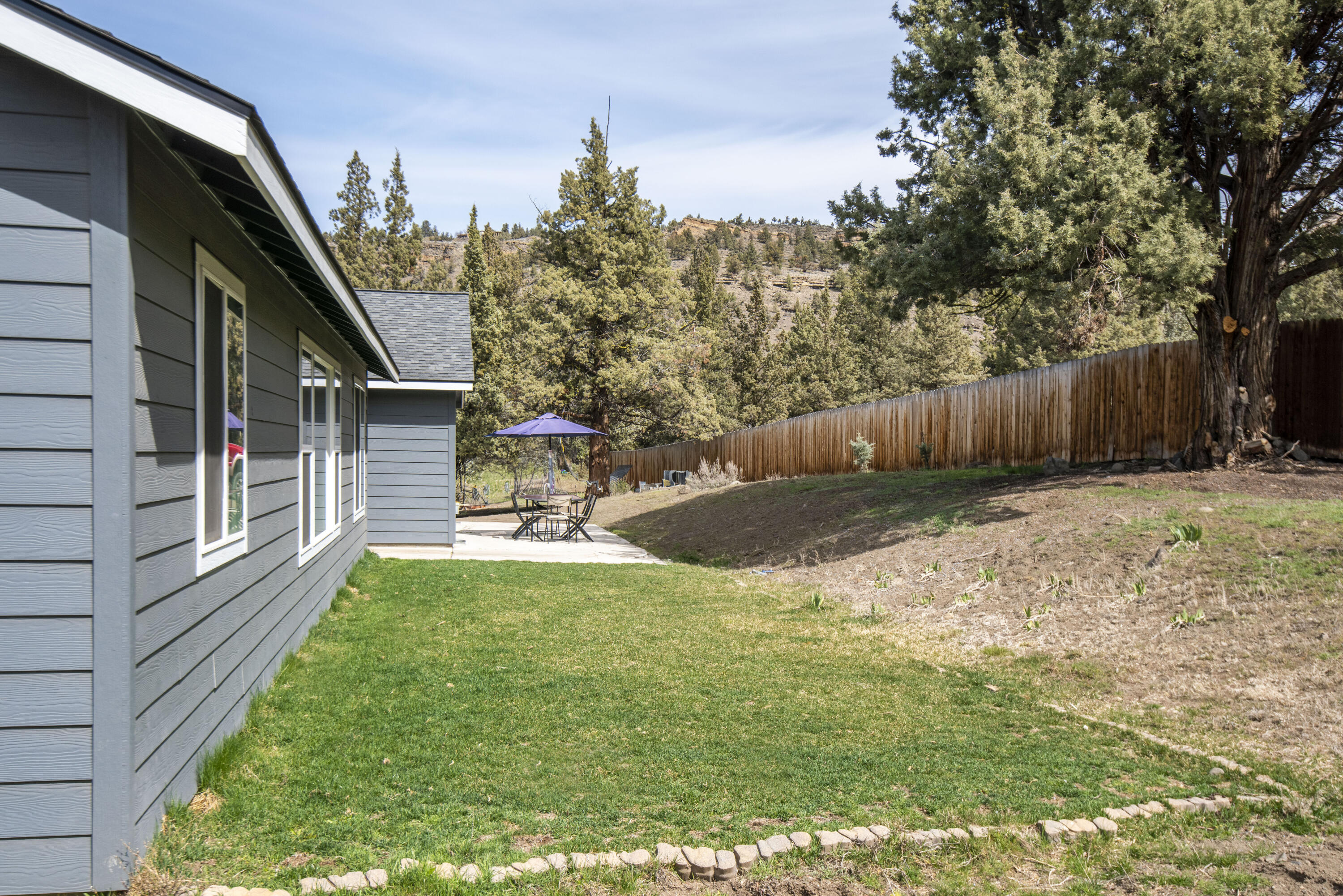 9255 SW Sundown Canyon Road