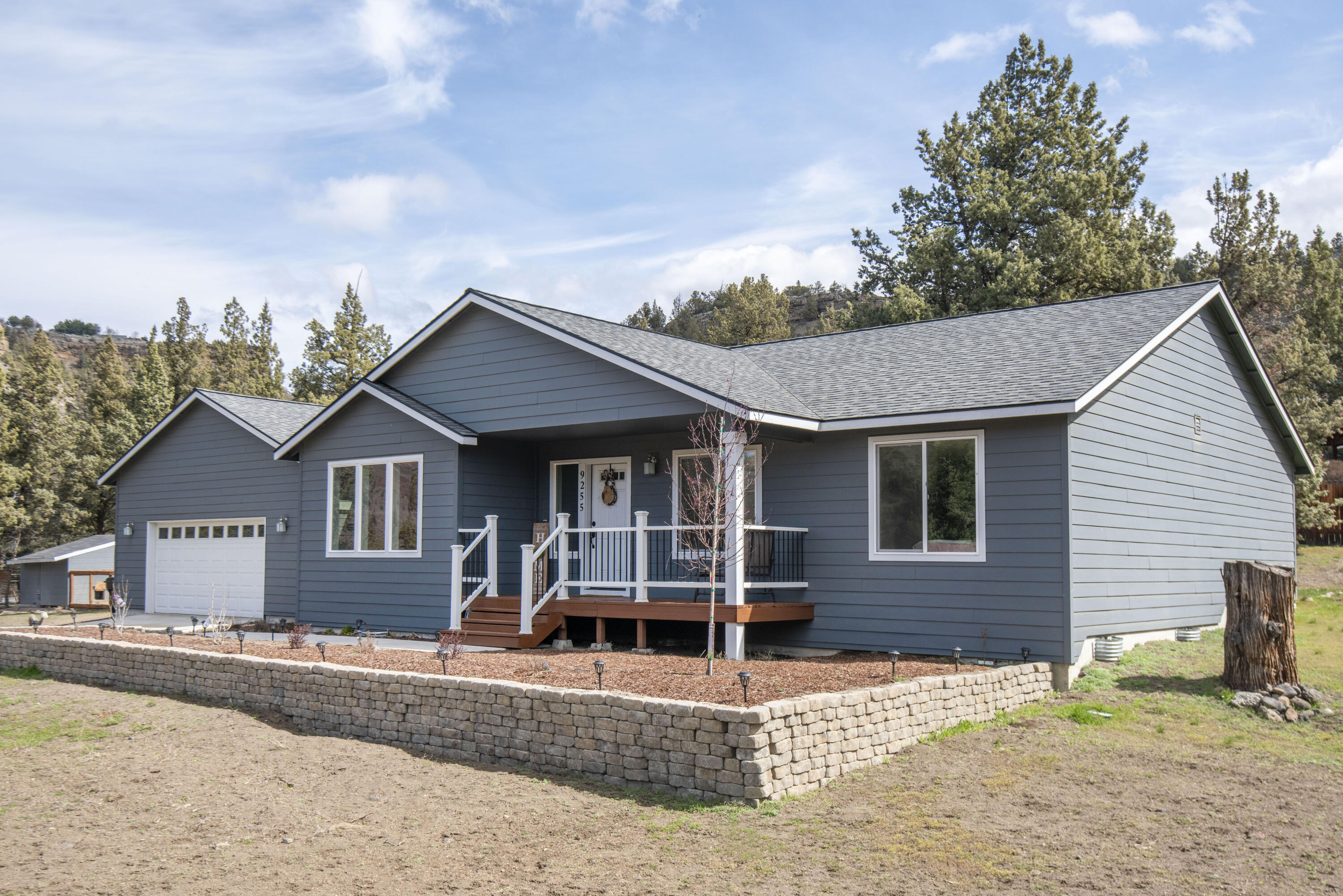 9255 SW Sundown Canyon Road