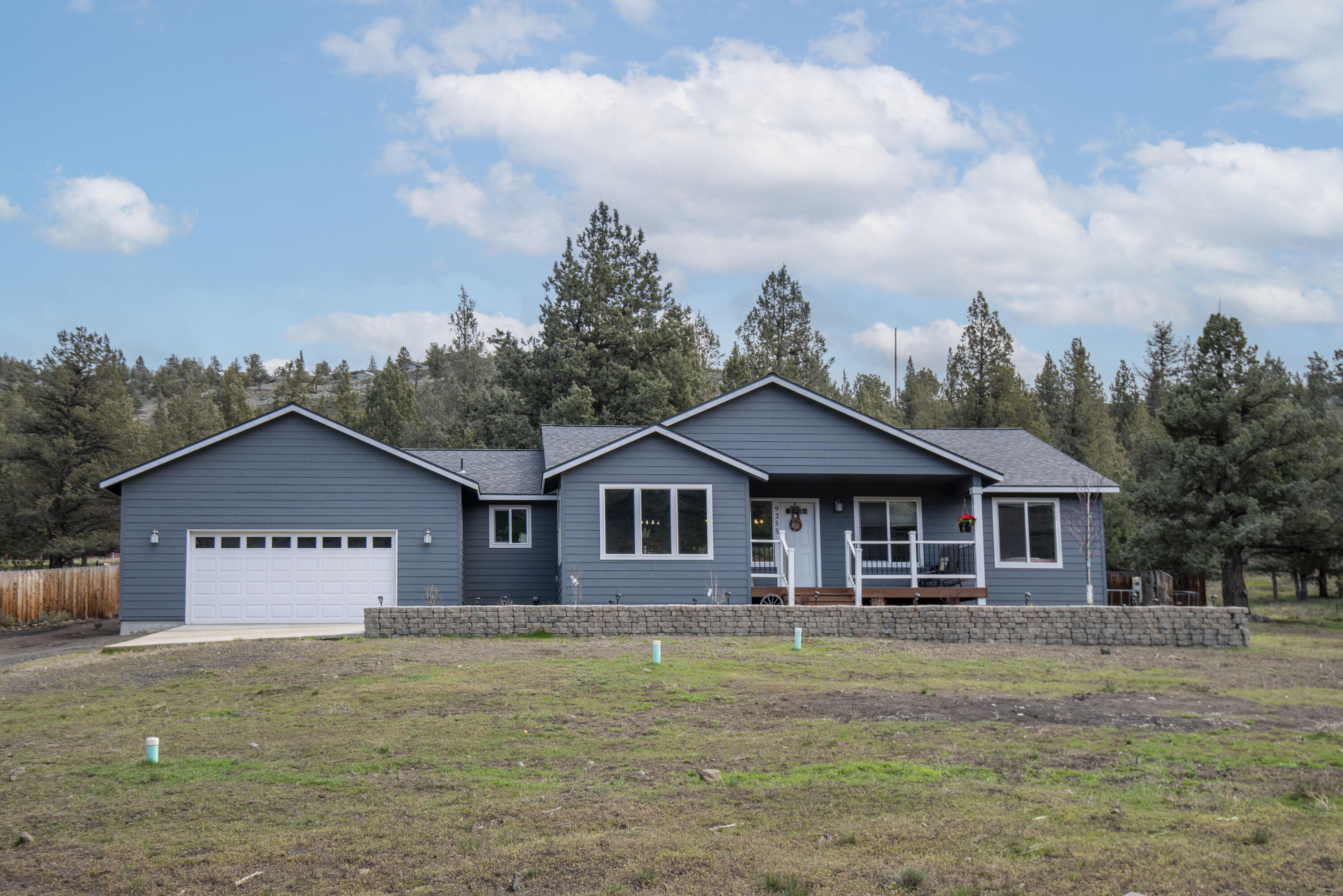 9255 SW Sundown Canyon Road