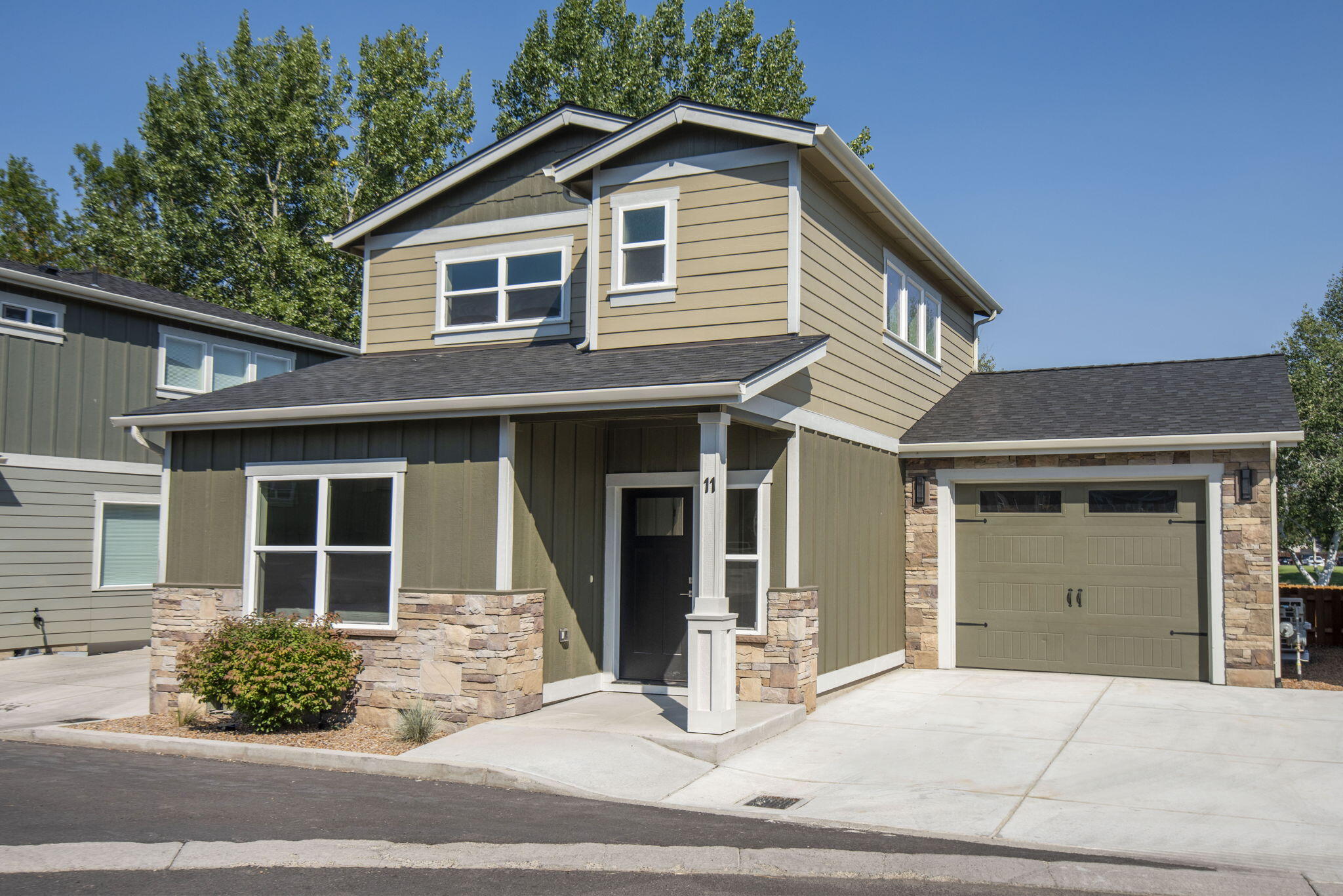 2755 SW Greens Boulevard, 11