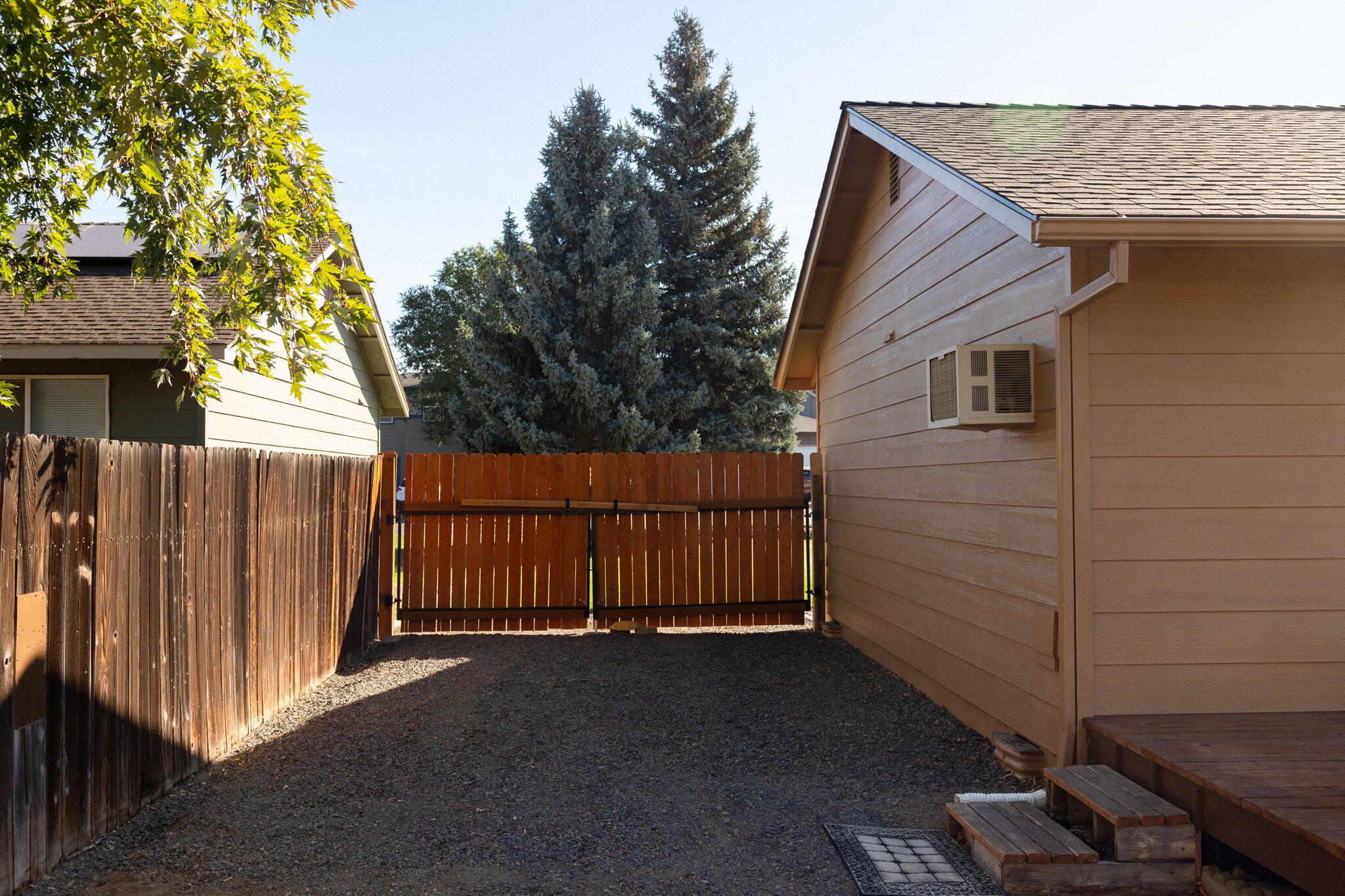 1739 SW 27th Street