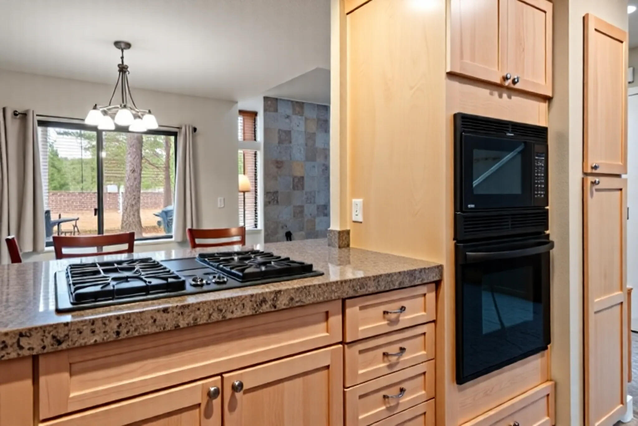 17722 Lake Aspen Court, 6