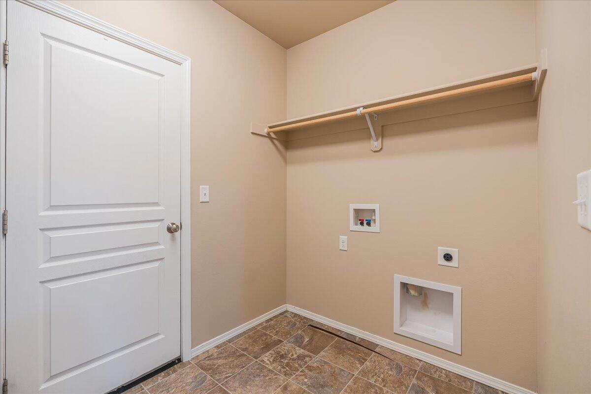 61131 Brown Trout Place