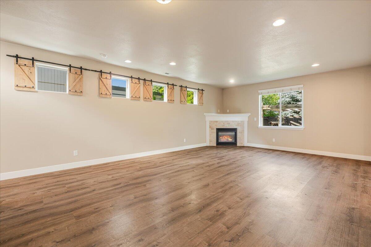 61131 Brown Trout Place